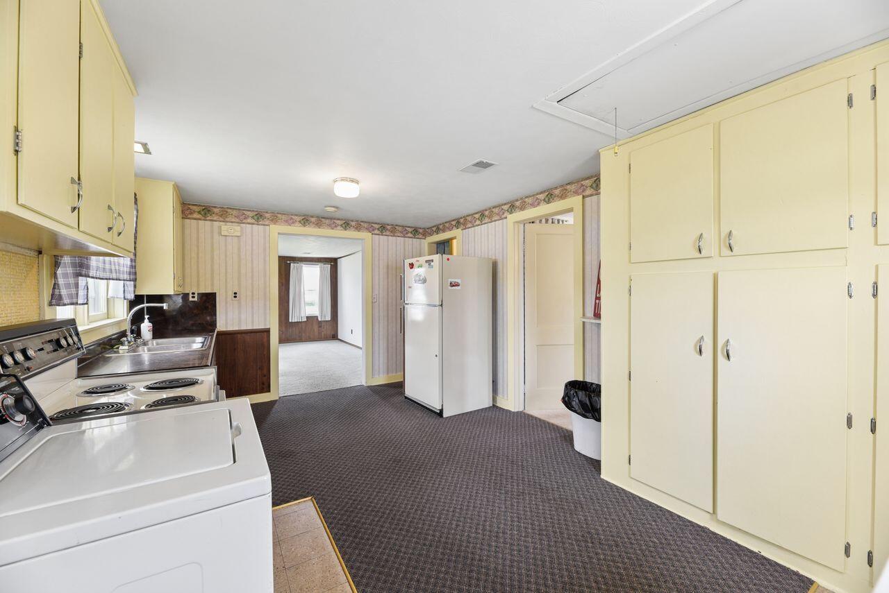 4209 Post Court Bridgman MI 49106