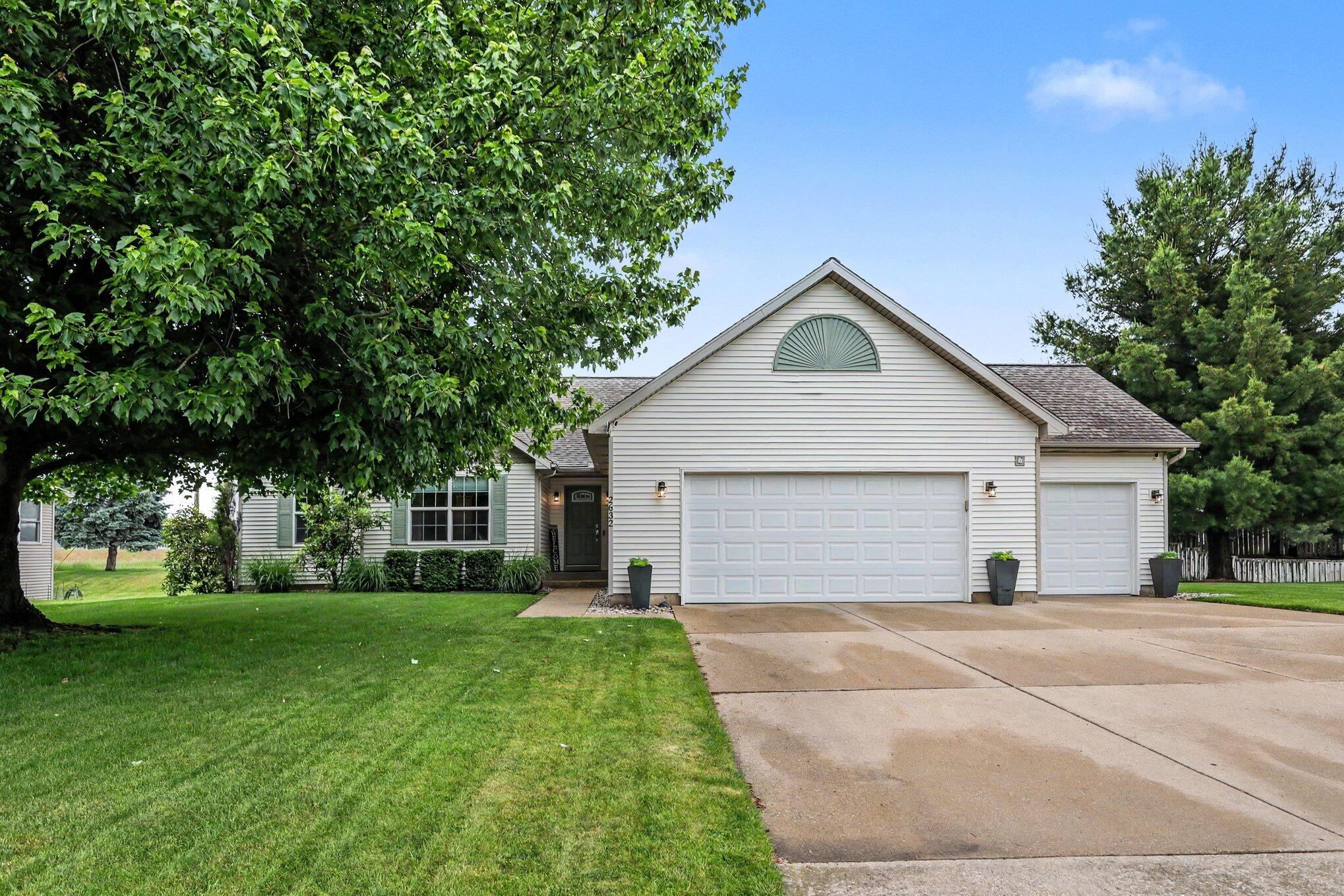 2632 Fairfield Drive Zeeland MI 49464