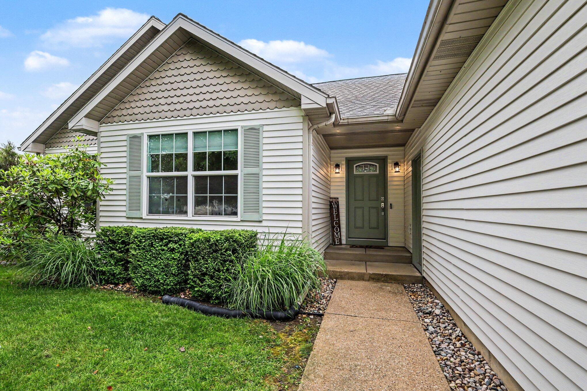 2632 Fairfield Drive Zeeland MI 49464