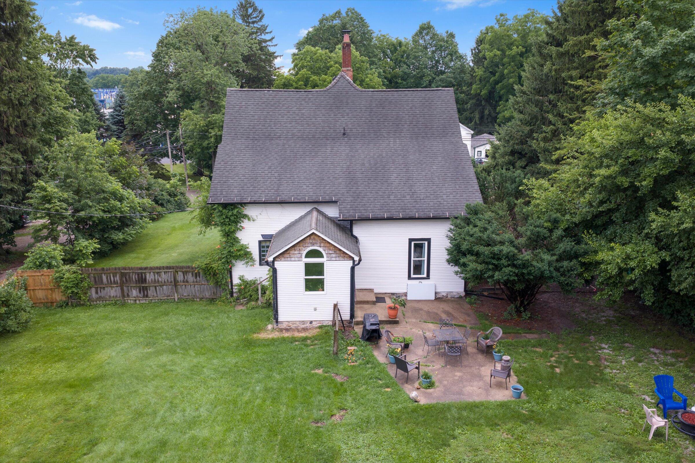 110 N O Keefe Street Cassopolis MI 49031