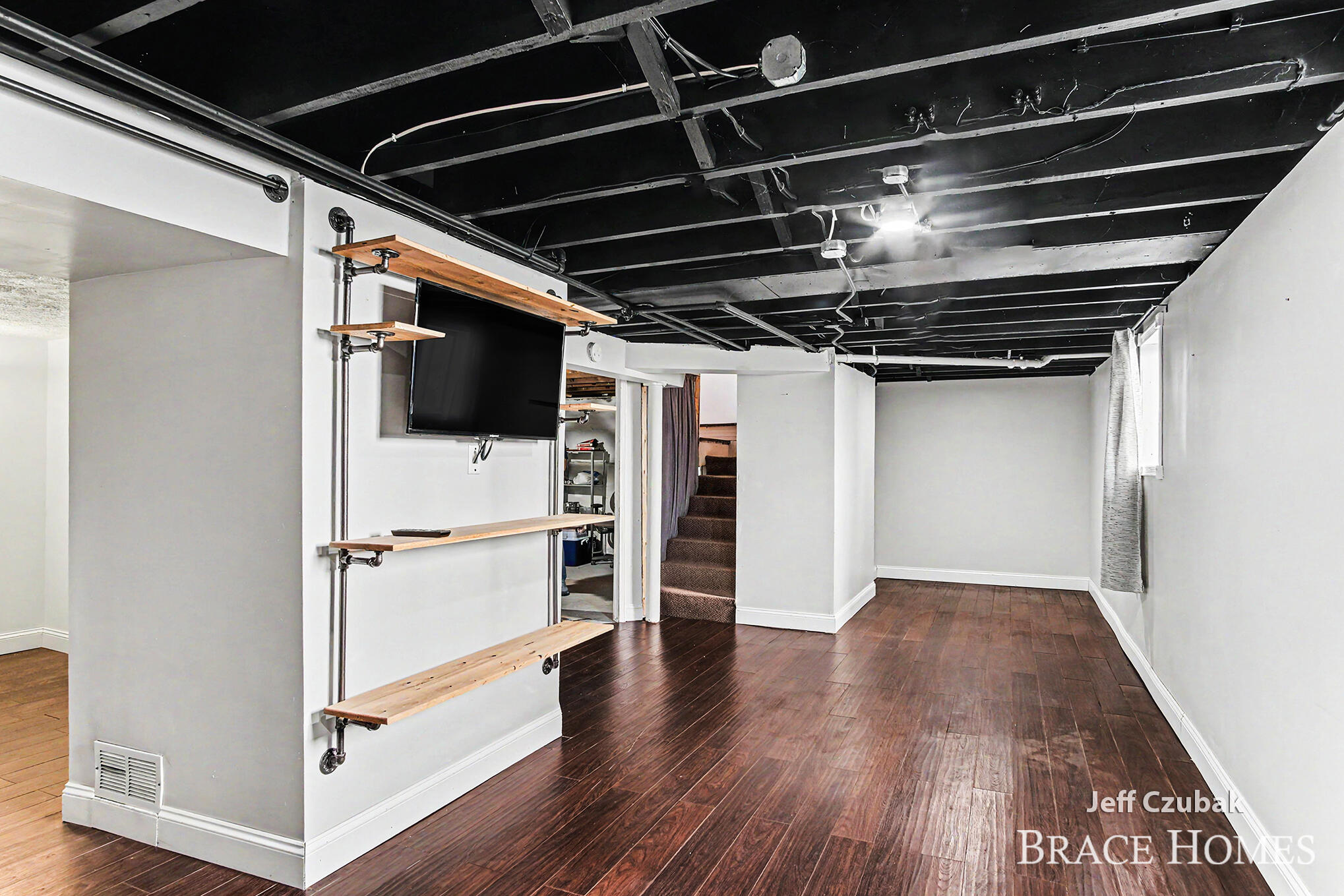 14 Ann Street NW Grand Rapids MI 49505
