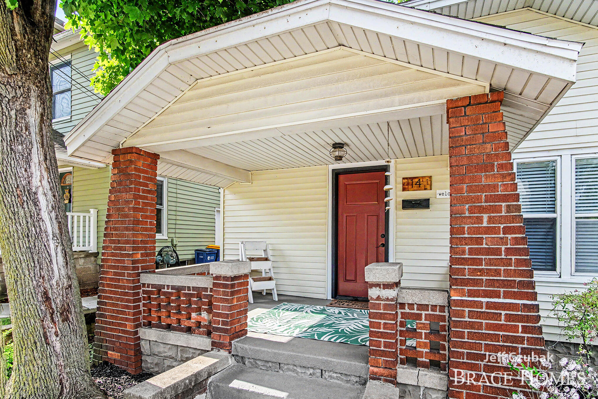 14 Ann Street NW Grand Rapids MI 49505