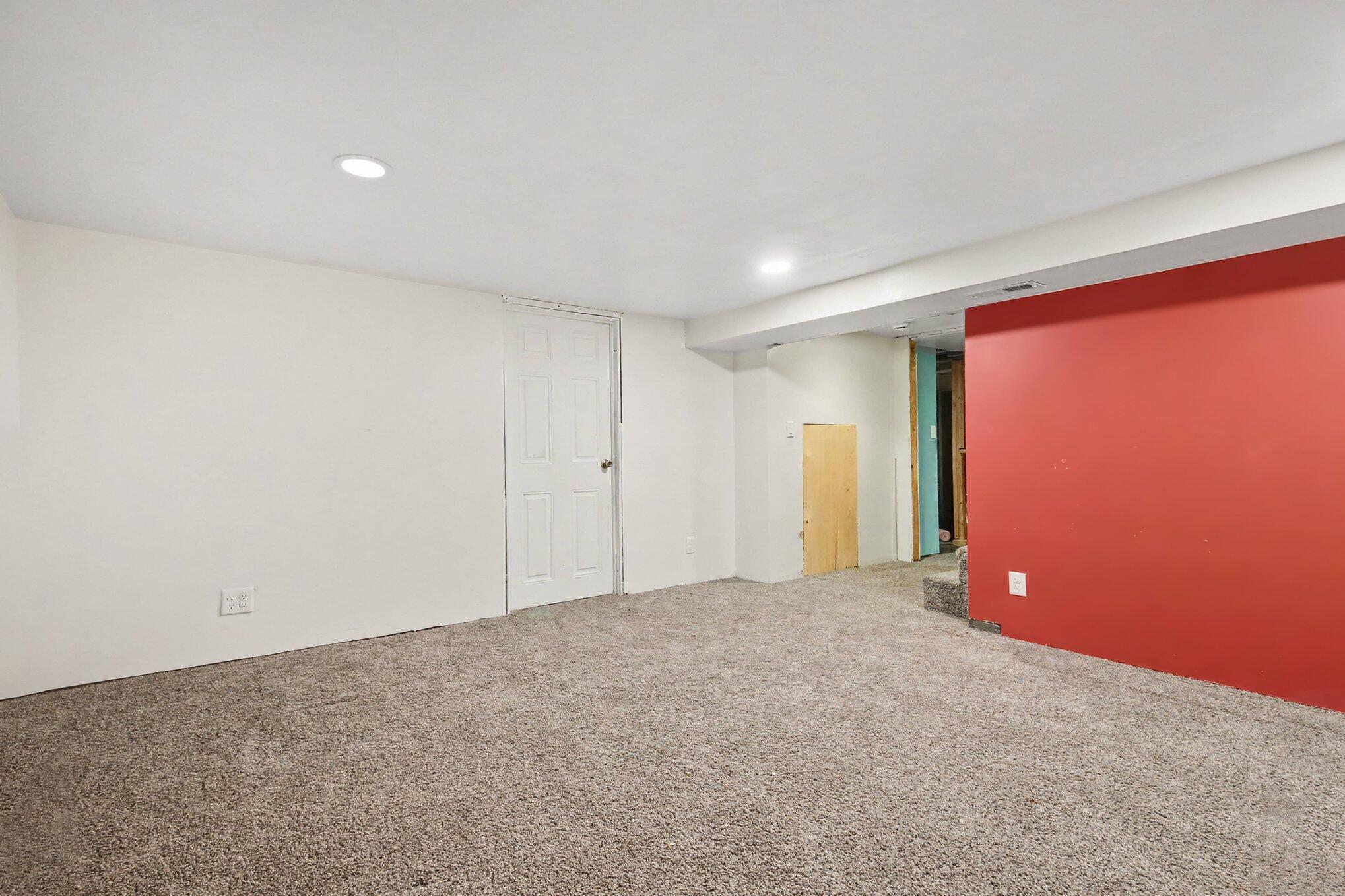 126 Cambridge Avenue Holland MI 49423
