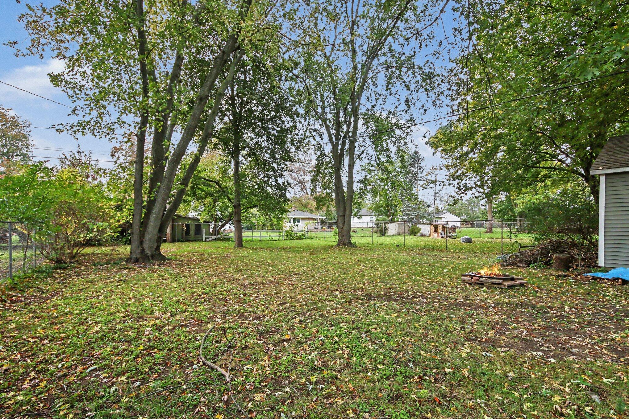 126 Cambridge Avenue Holland MI 49423