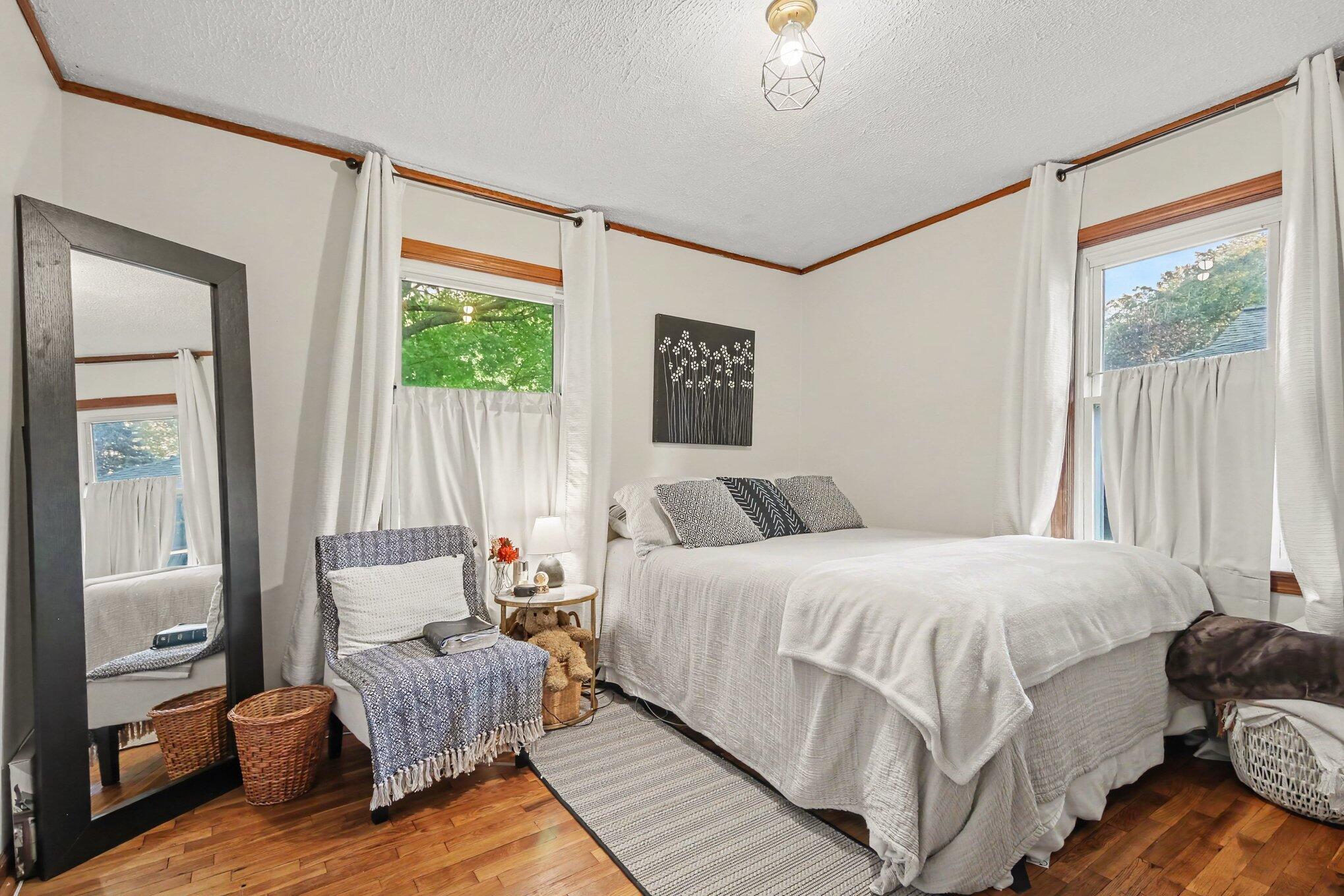 126 Cambridge Avenue Holland MI 49423