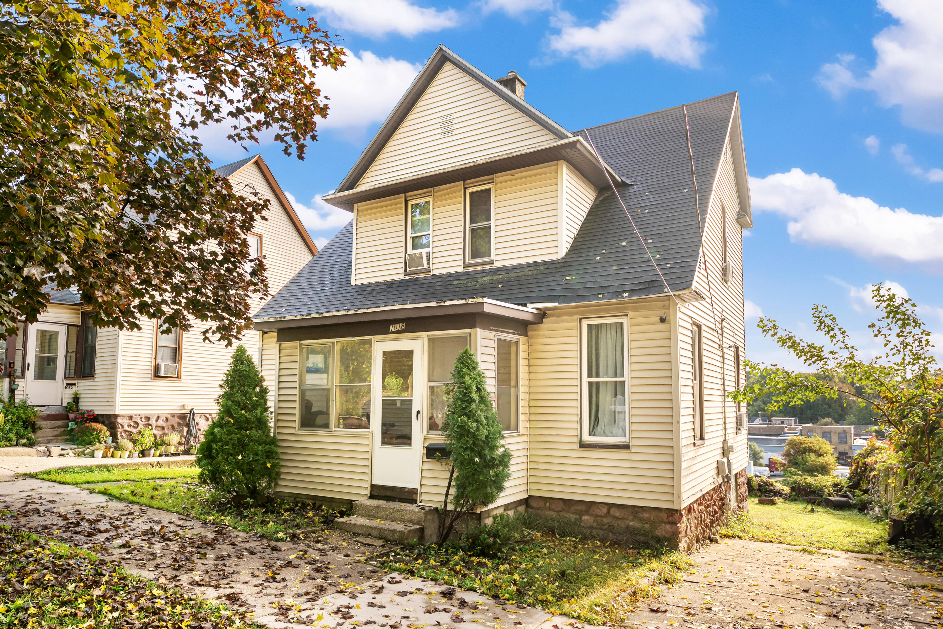 1018 Norwich Avenue SW Grand Rapids MI 49503