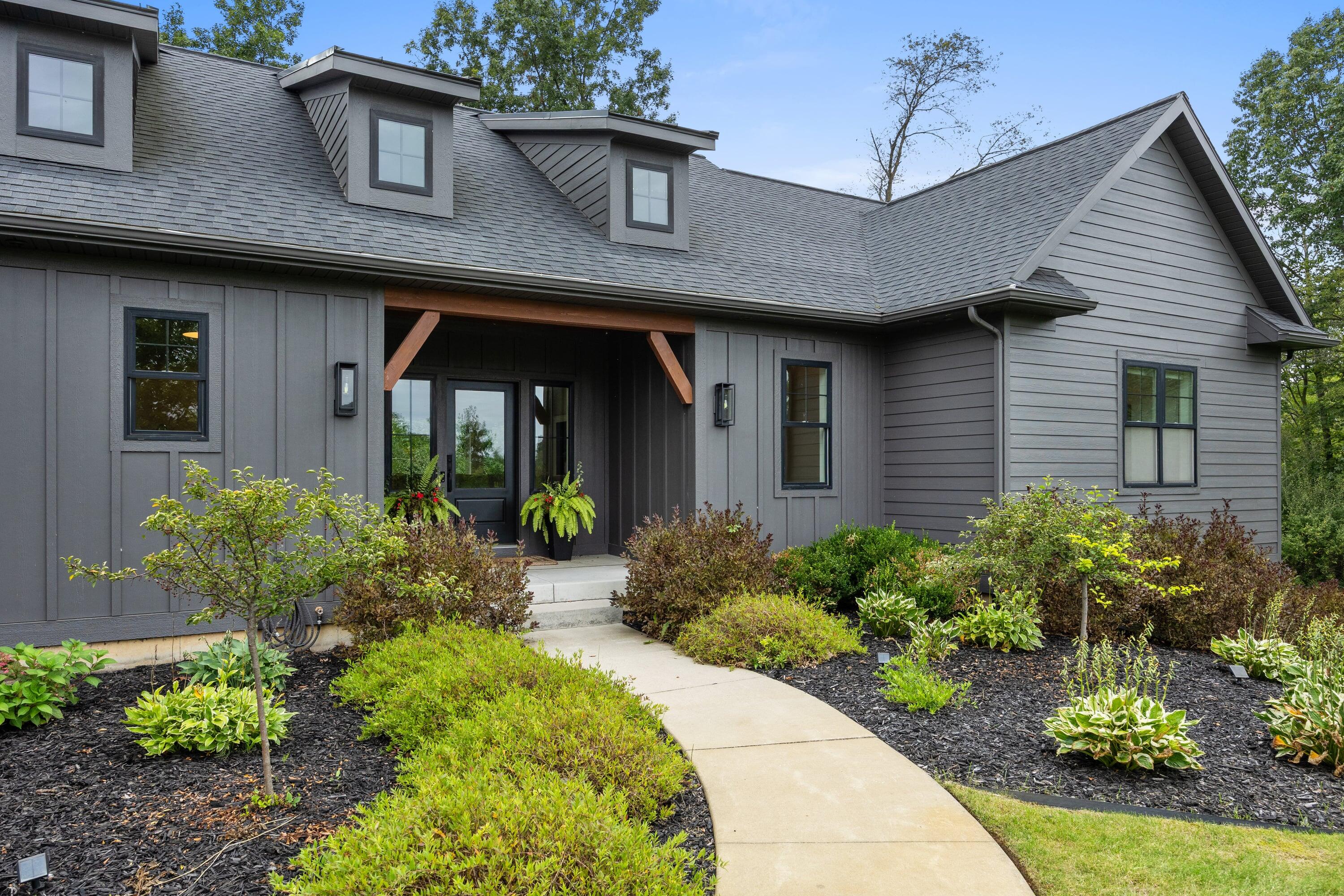 5007 Twin Creek Estates Drive NE Rockford MI 49341