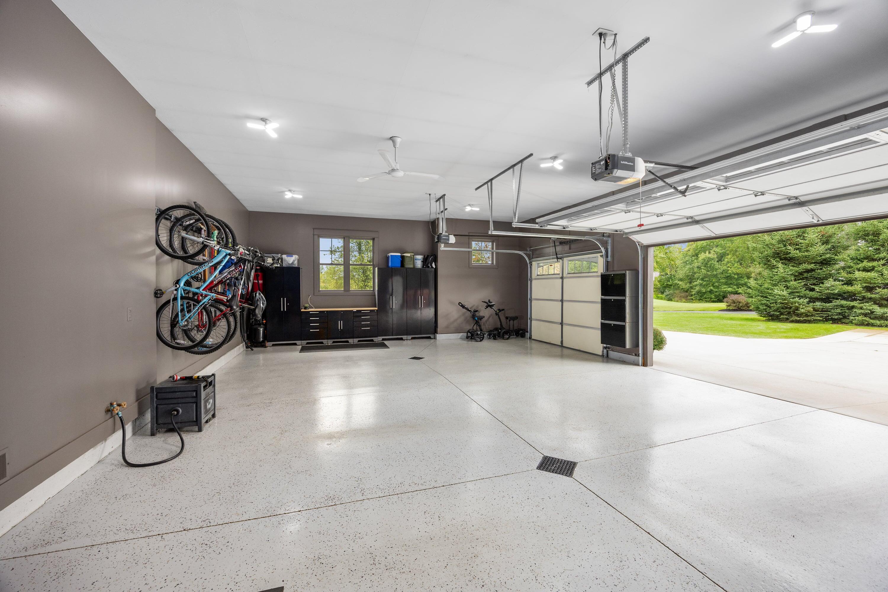5007 Twin Creek Estates Drive NE Rockford MI 49341