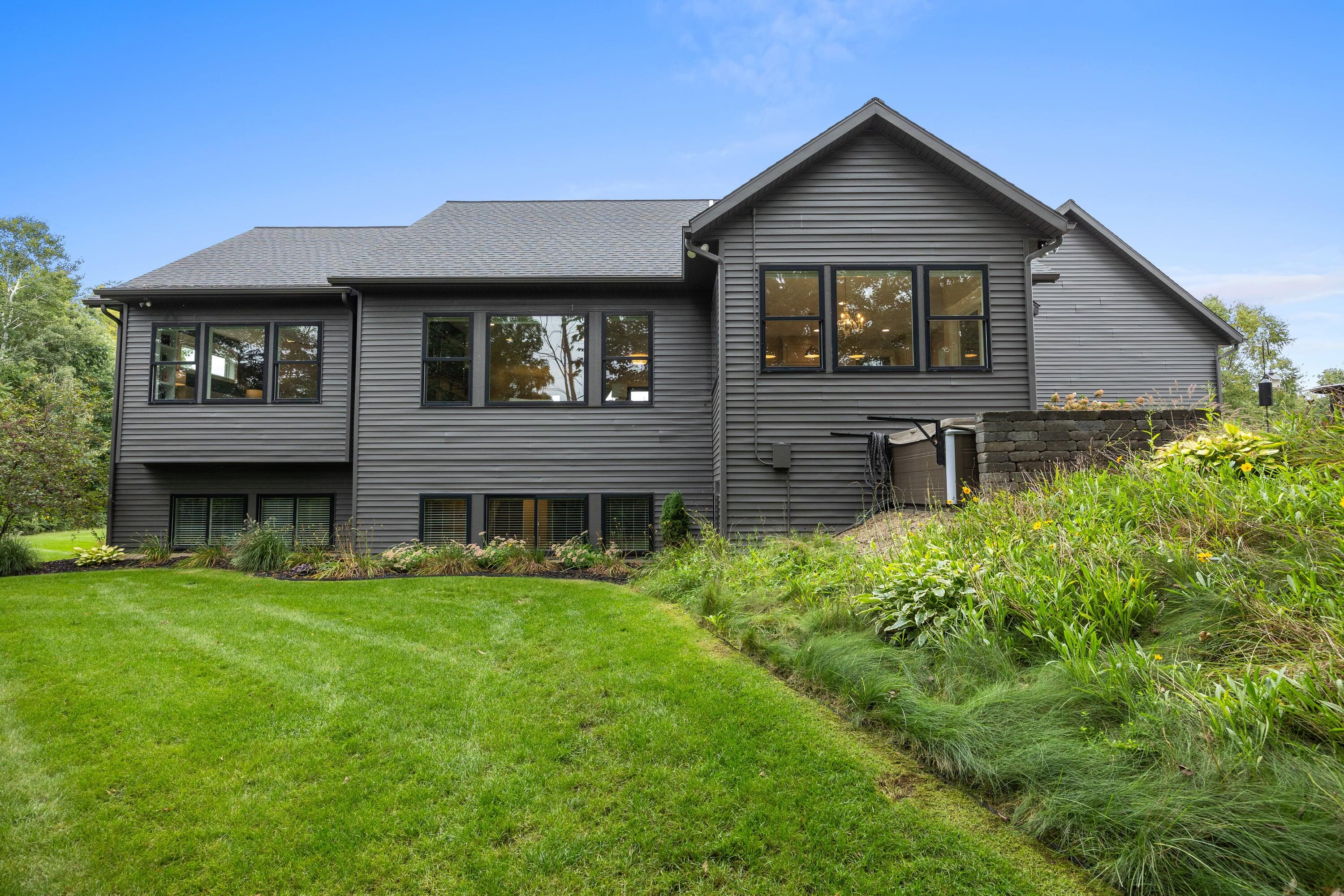 5007 Twin Creek Estates Drive NE Rockford MI 49341