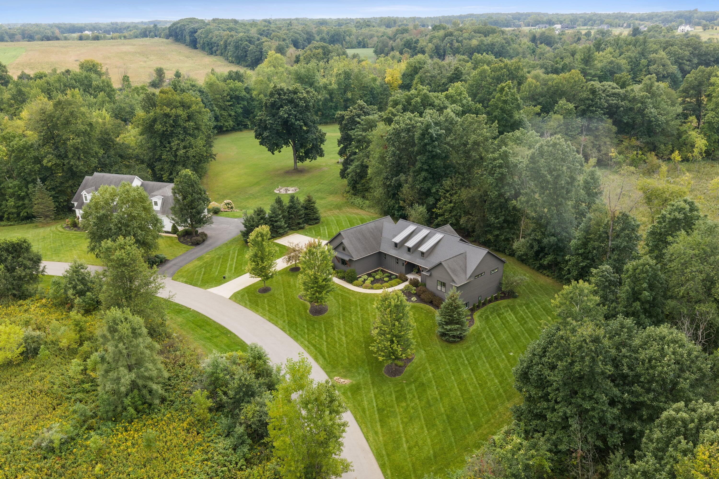 5007 Twin Creek Estates Drive NE Rockford MI 49341
