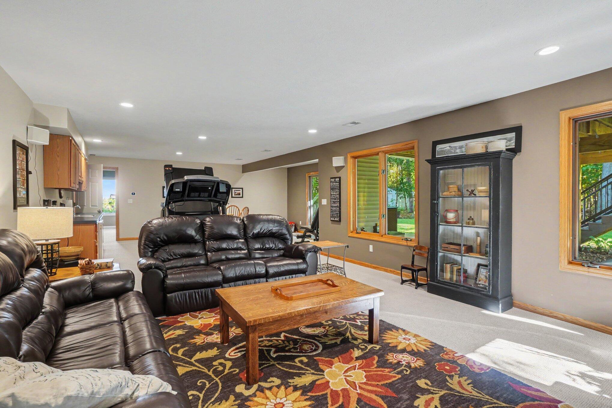 6378 Reserve Way Holland MI 49423