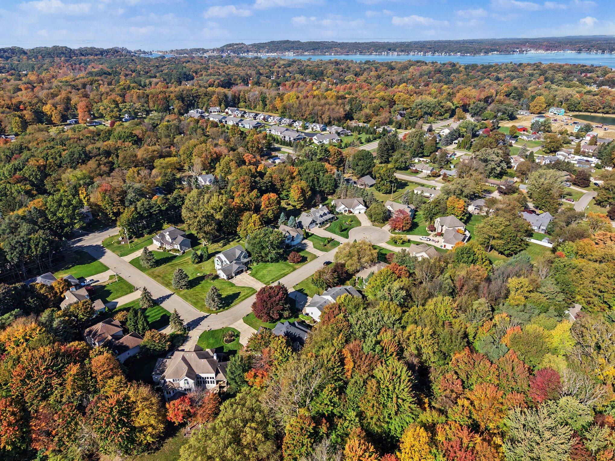 6378 Reserve Way Holland MI 49423