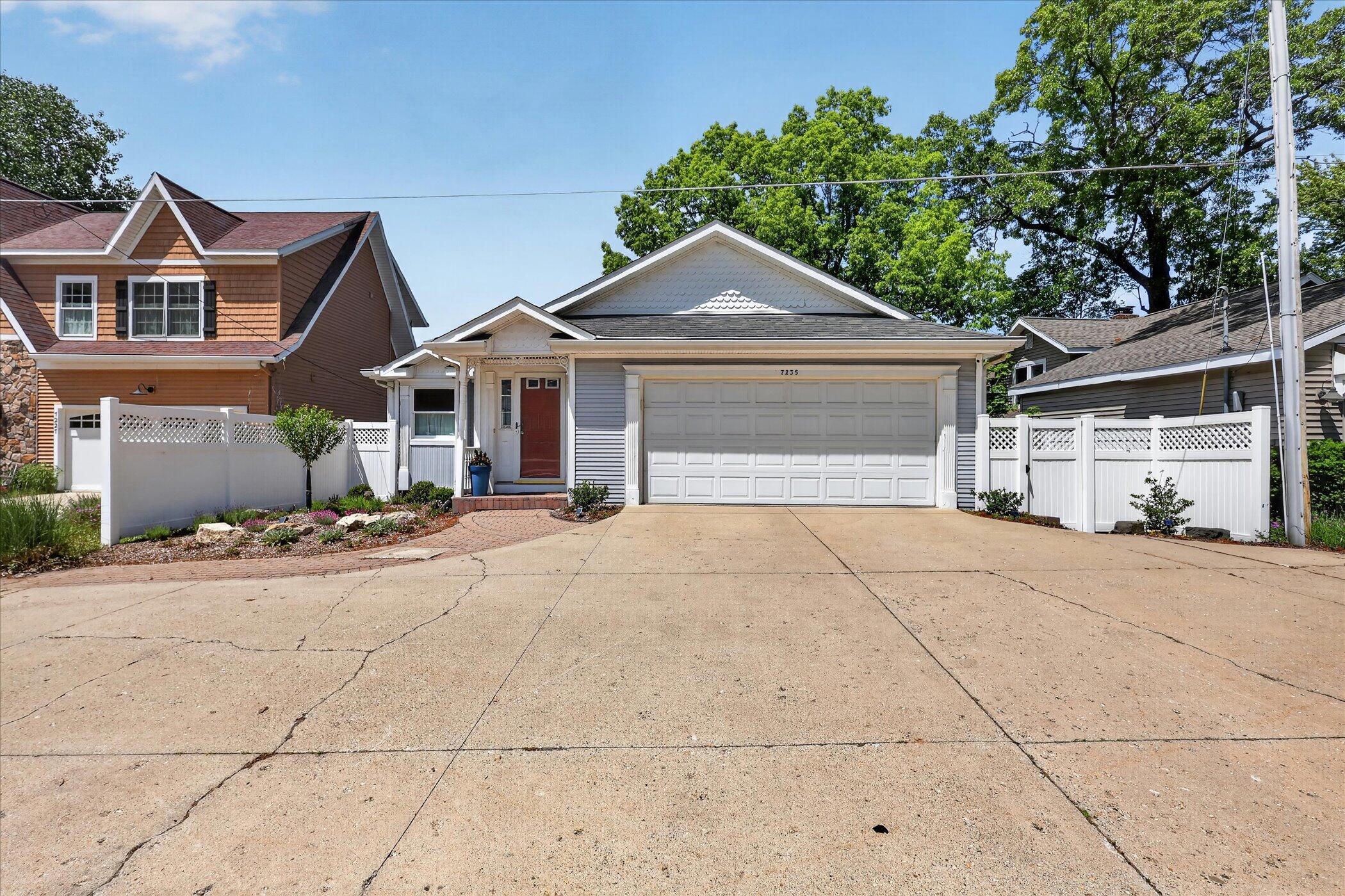 7235 Belding Road NE Rockford MI 49341