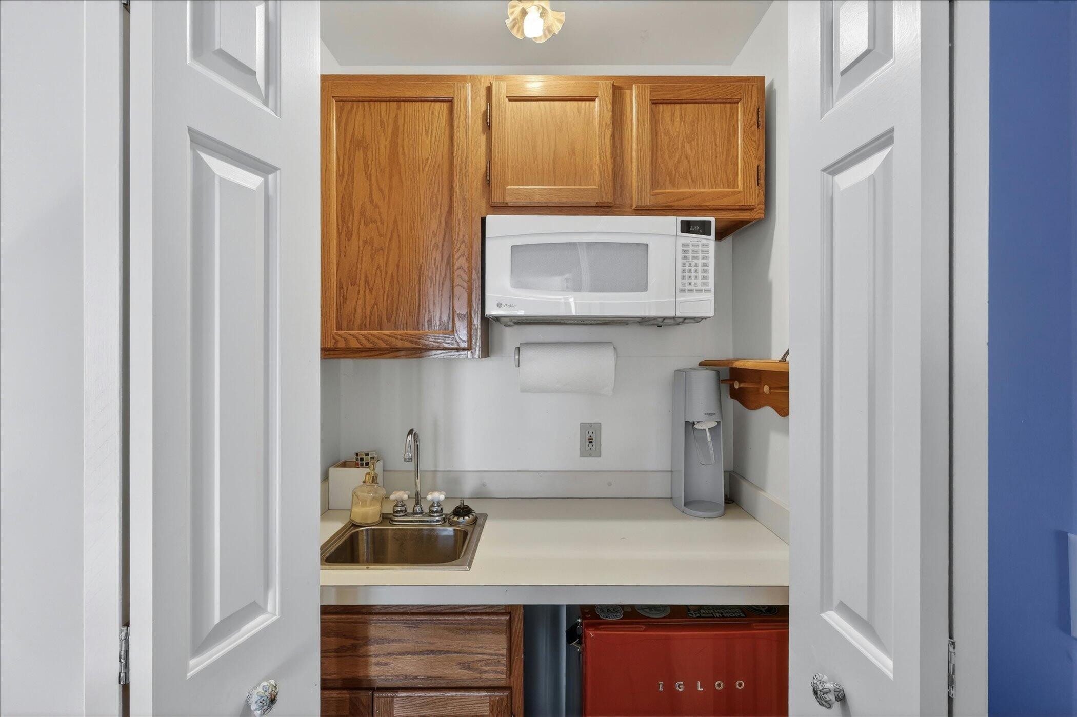 7235 Belding Road NE Rockford MI 49341