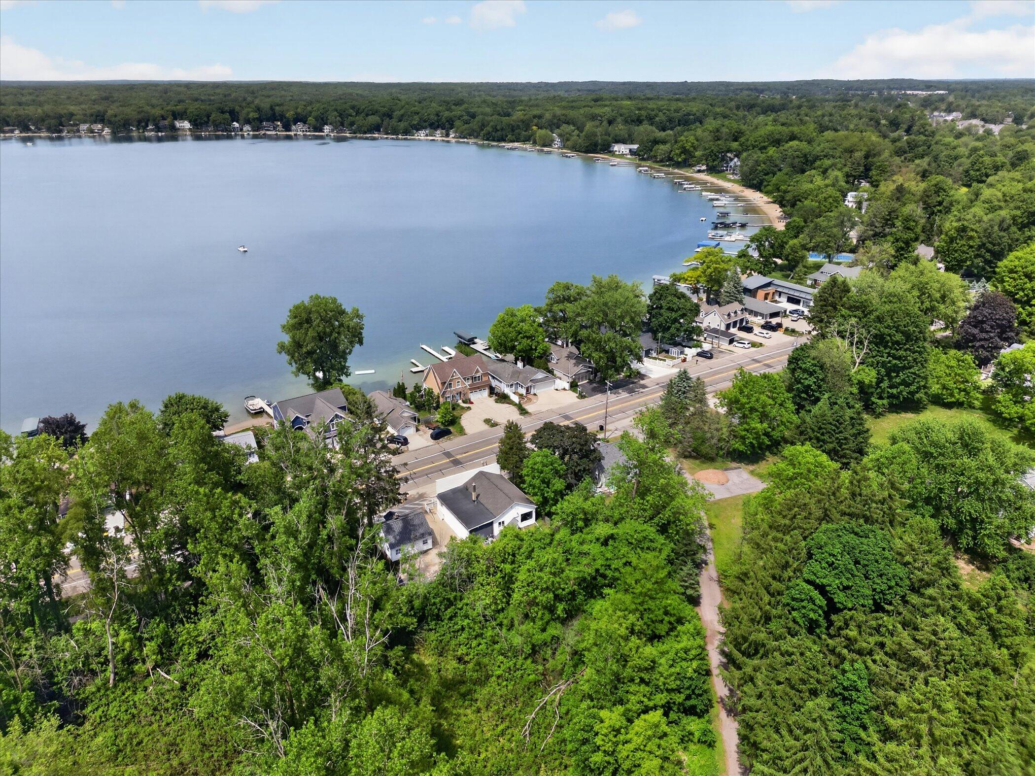 7235 Belding Road NE Rockford MI 49341