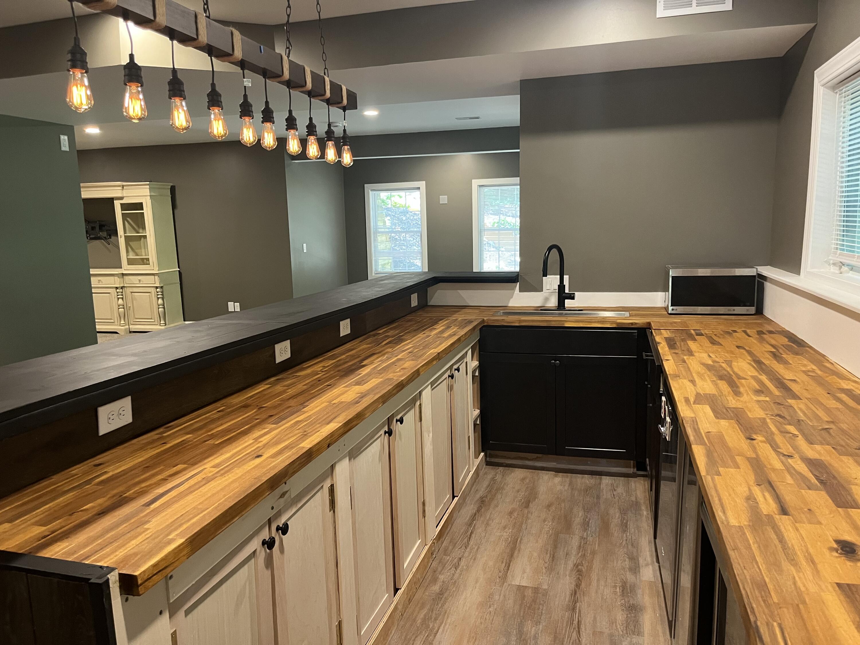 6390 Shugarbush Trail Kalamazoo MI 49009