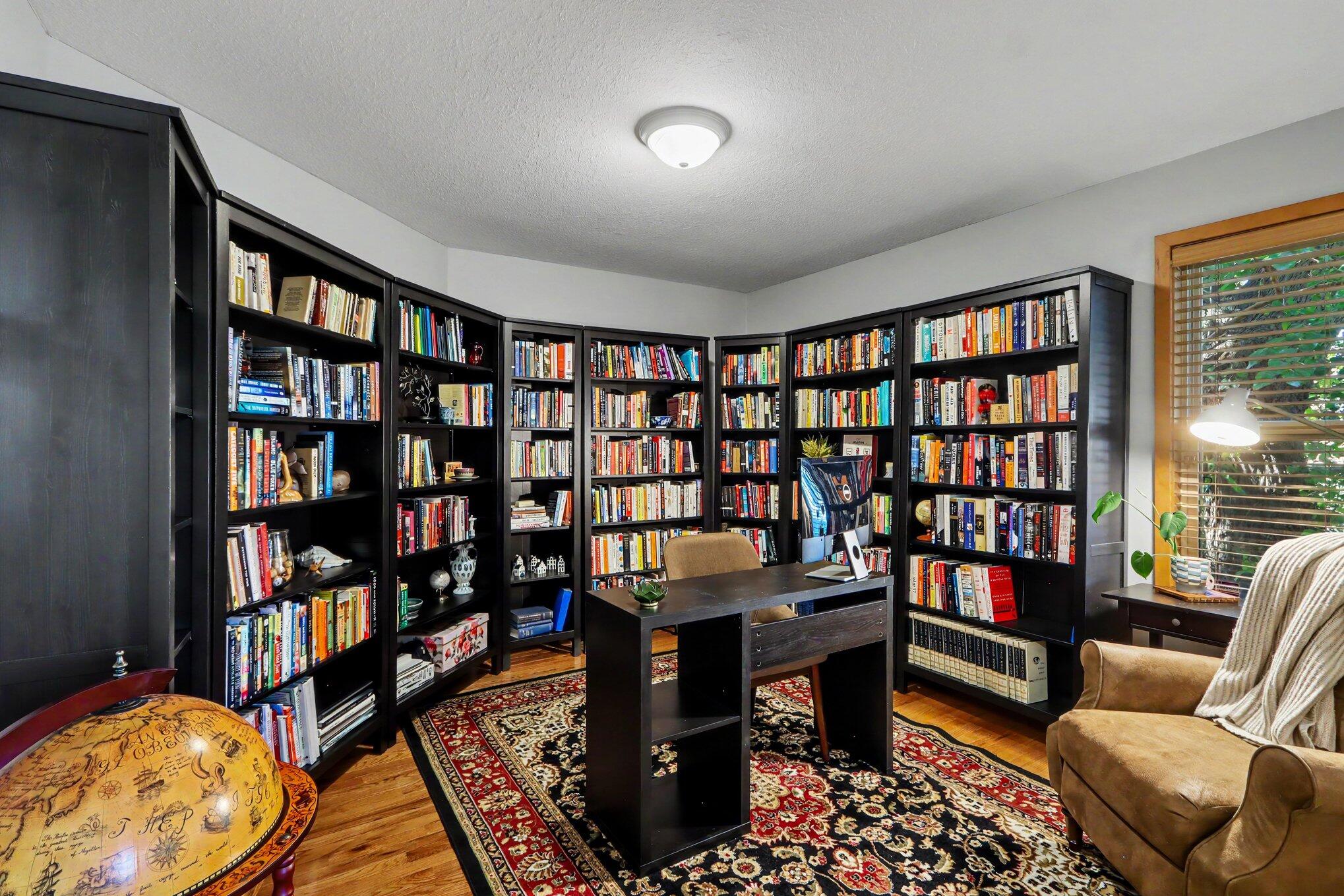 2140 Austin Shores Avenue Portage MI 49002