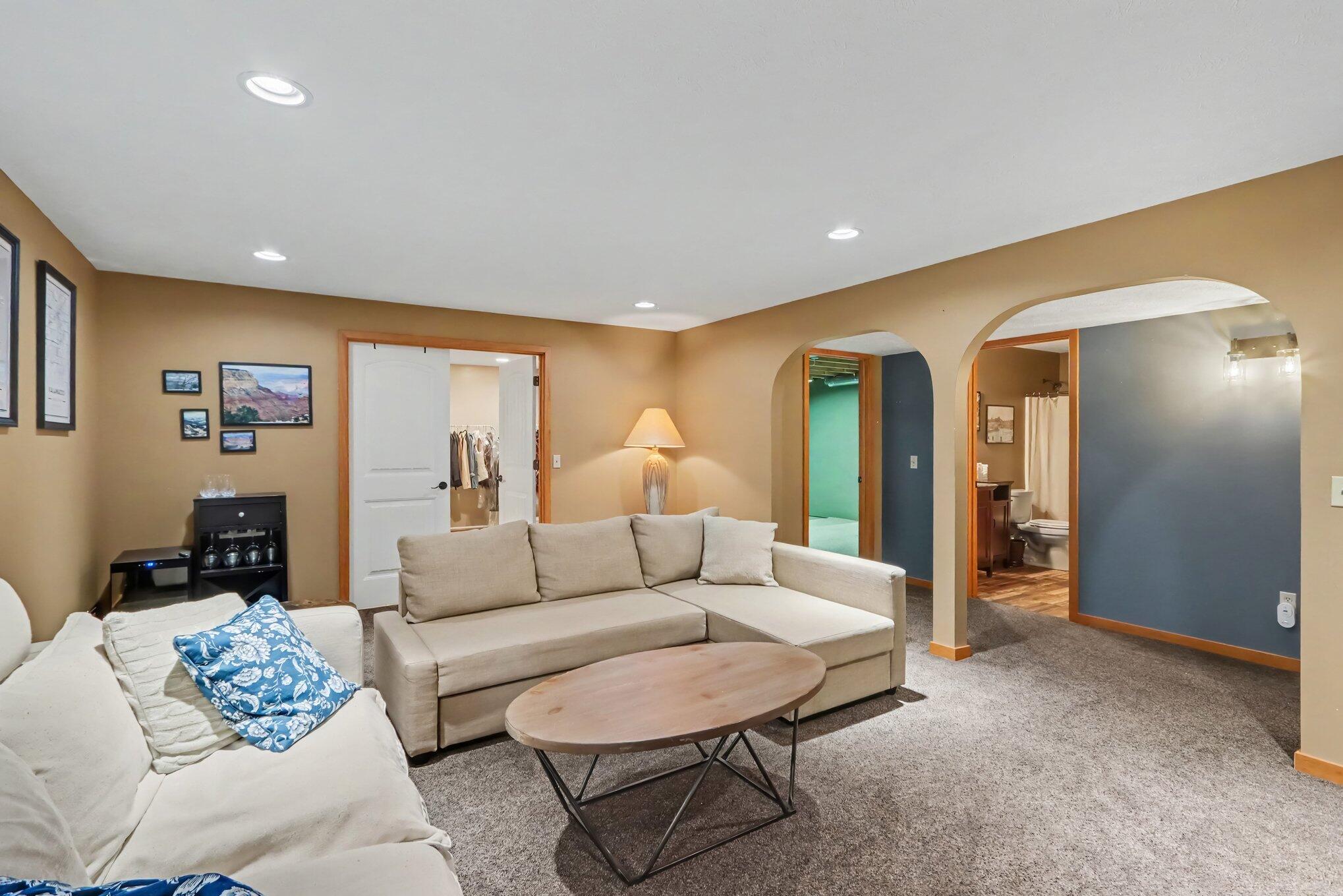 2140 Austin Shores Avenue Portage MI 49002