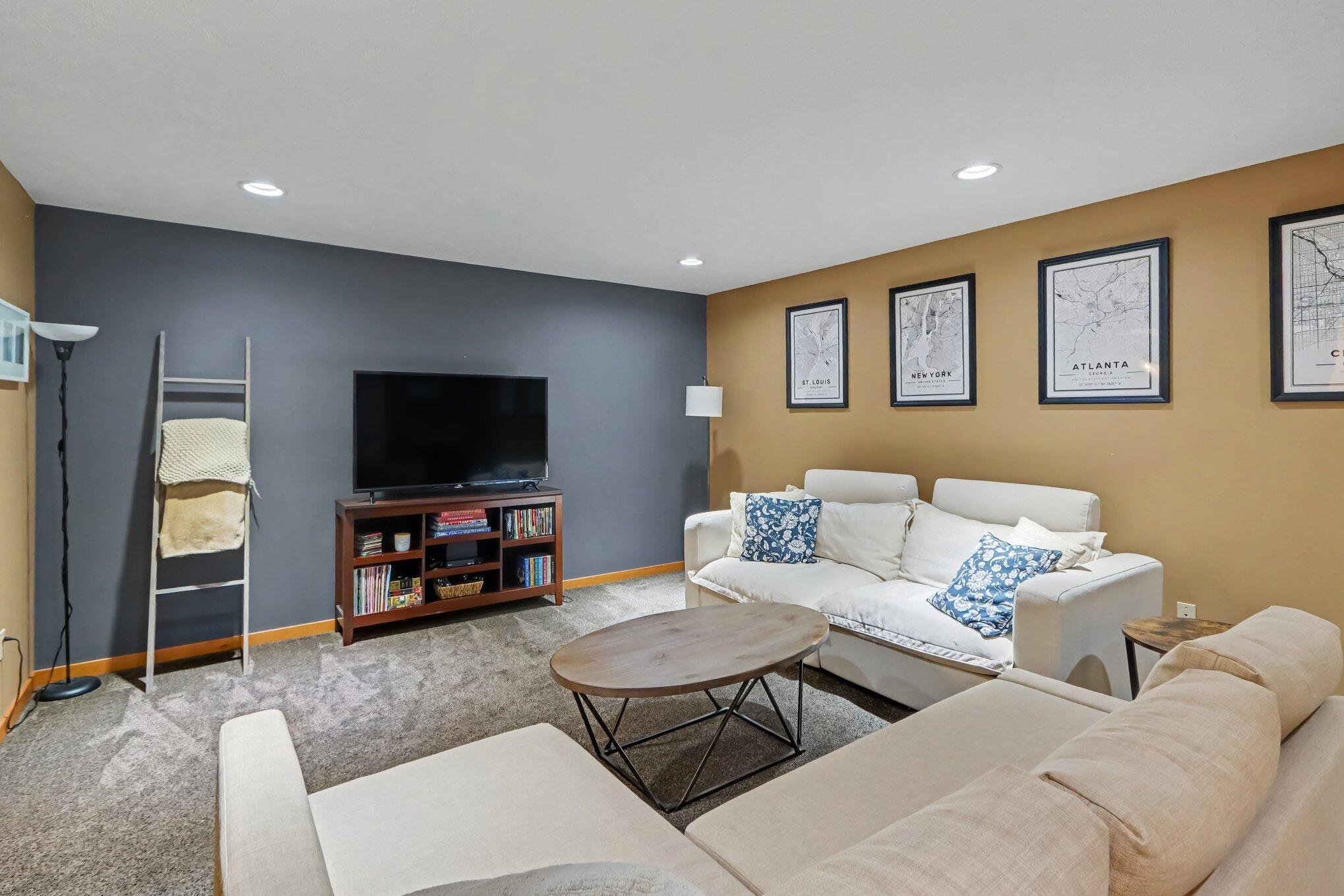 2140 Austin Shores Avenue Portage MI 49002