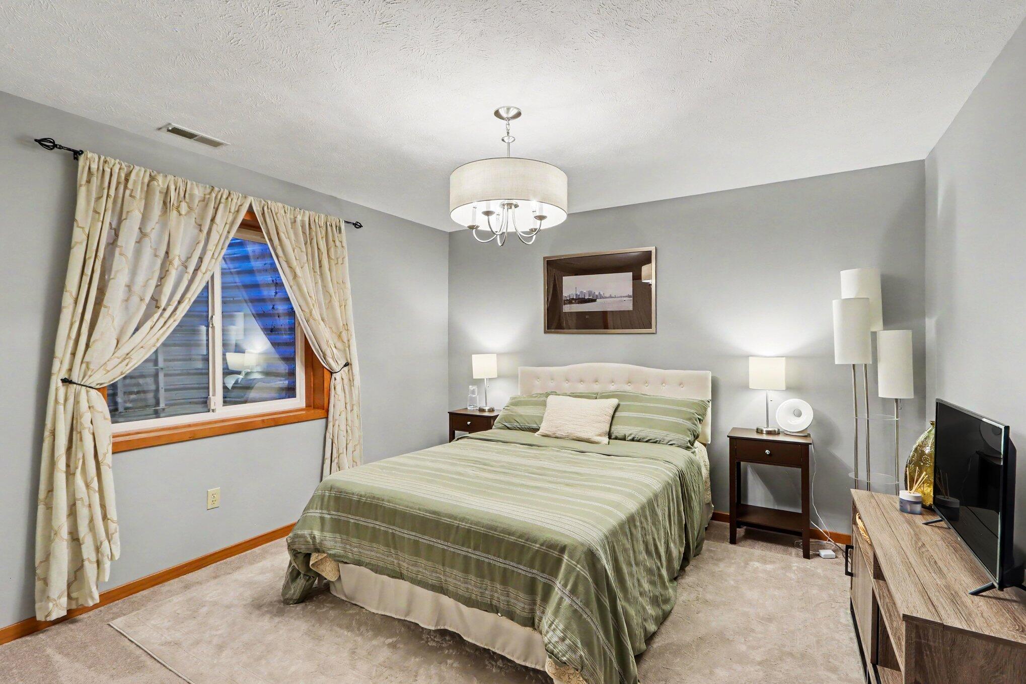 2140 Austin Shores Avenue Portage MI 49002