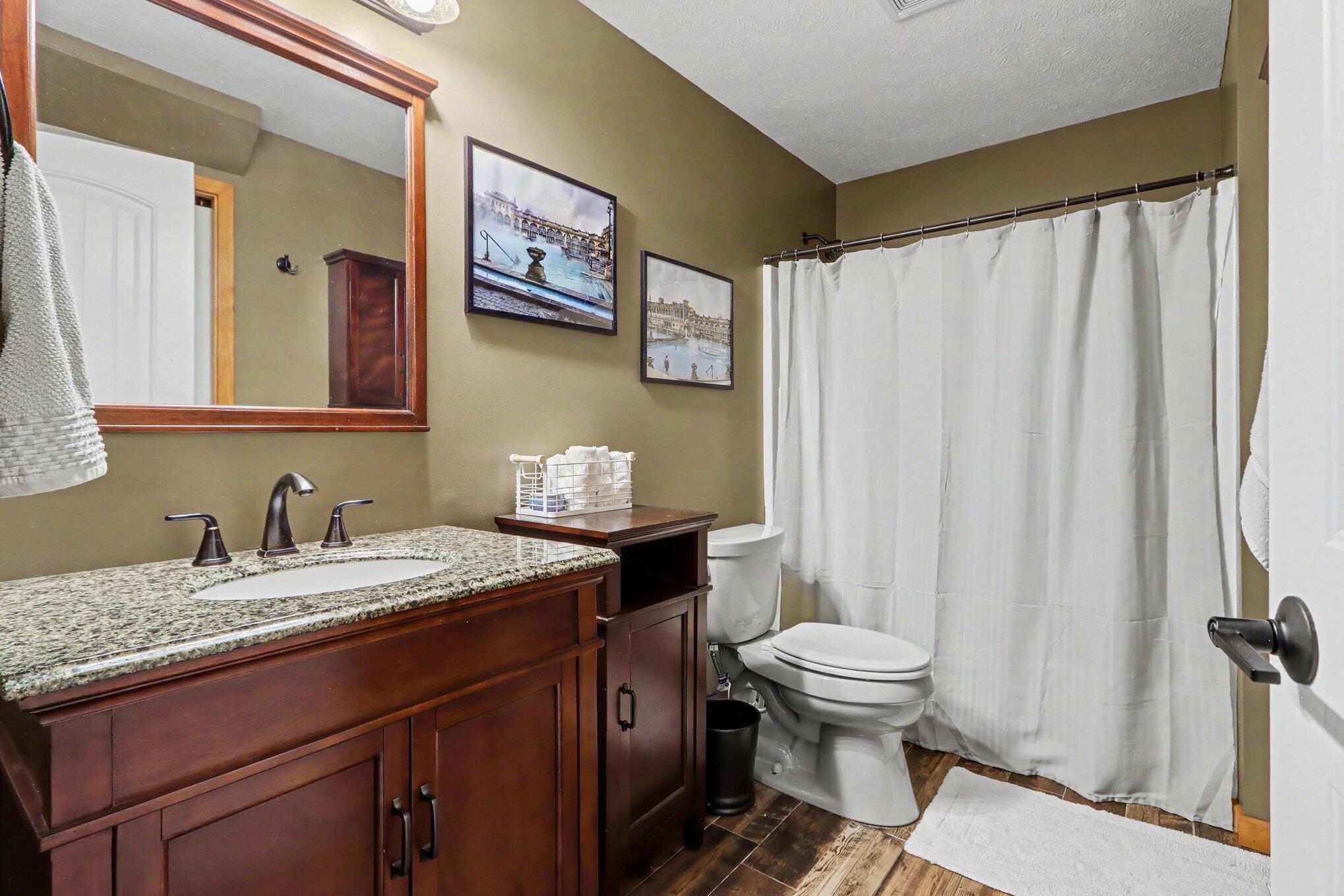 2140 Austin Shores Avenue Portage MI 49002