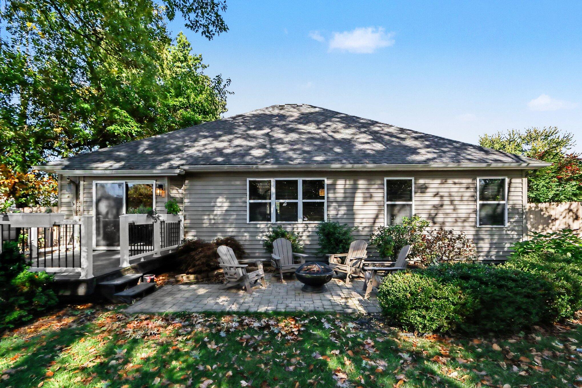 2140 Austin Shores Avenue Portage MI 49002