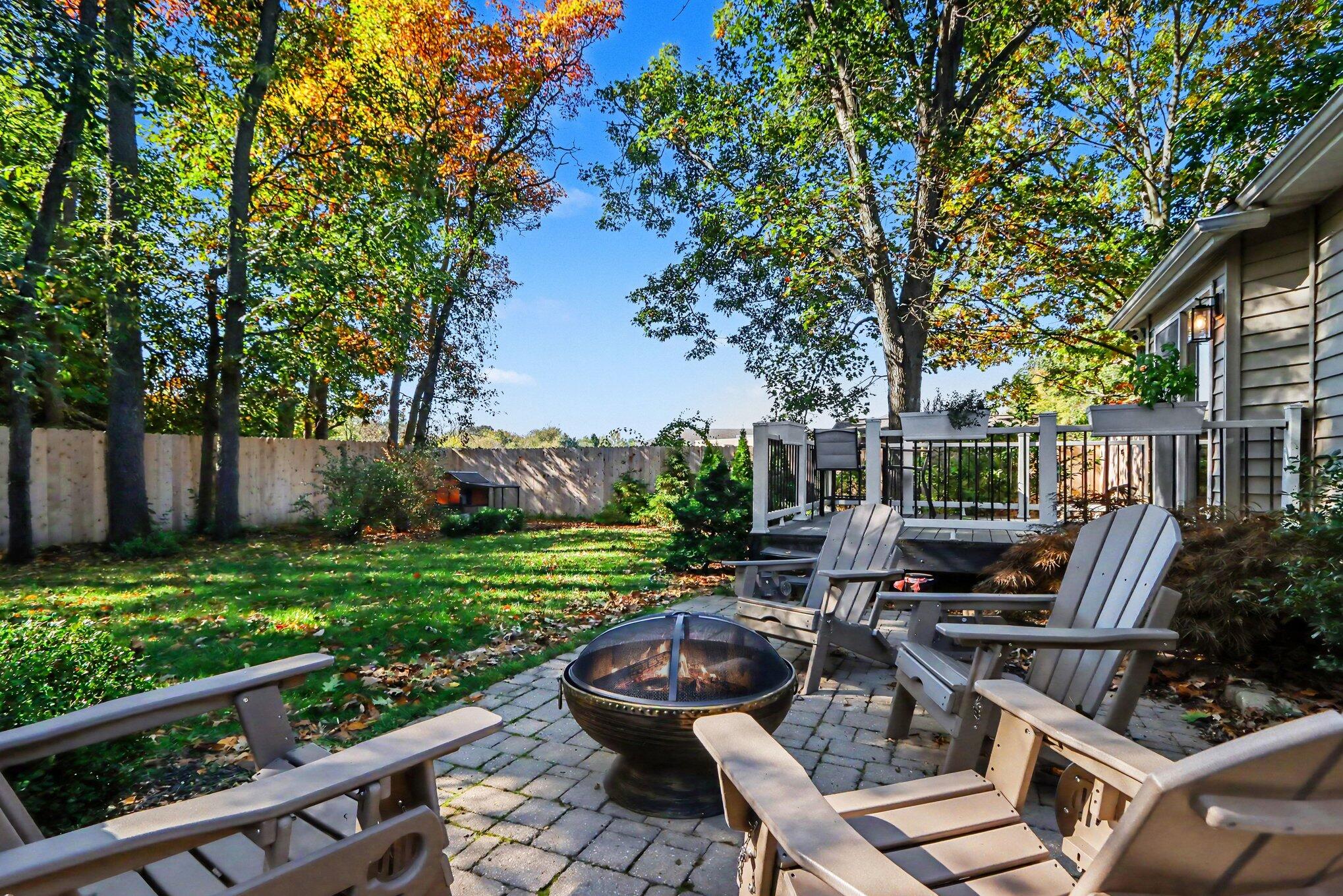 2140 Austin Shores Avenue Portage MI 49002