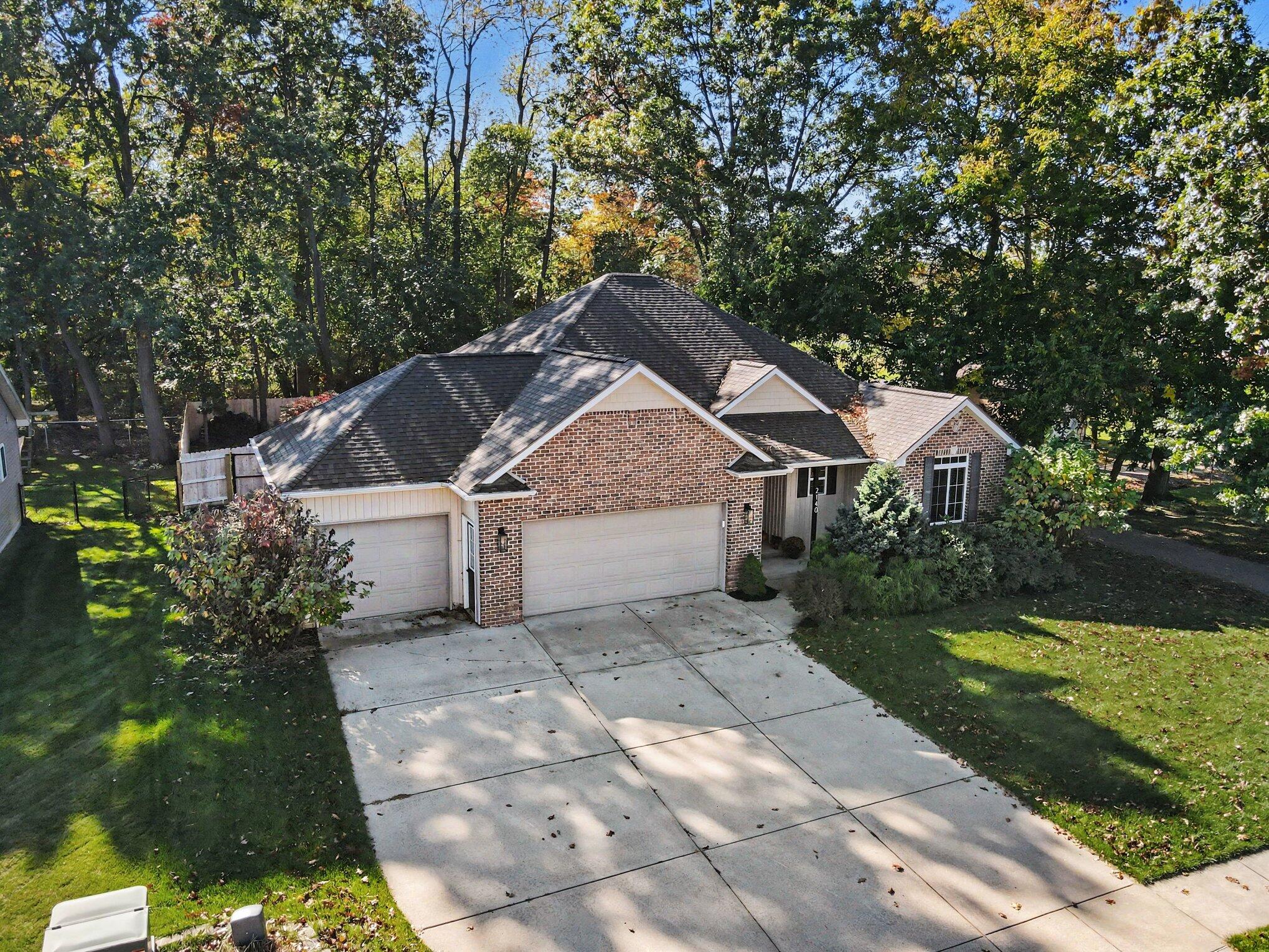 2140 Austin Shores Avenue Portage MI 49002