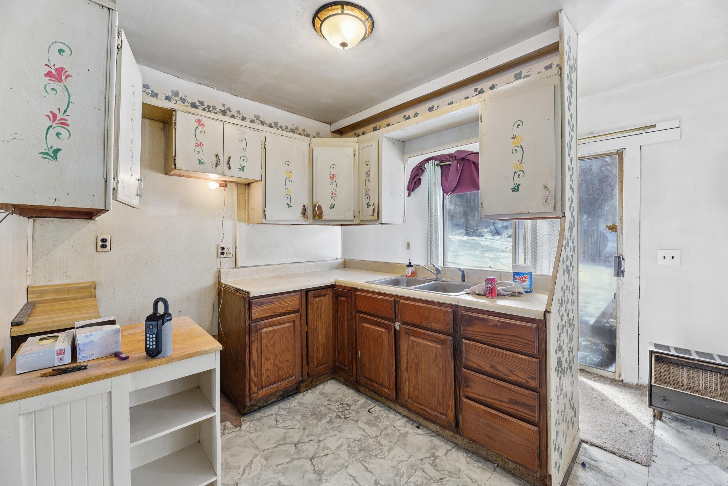 4812 Spring Creek Road Three Oaks MI 49128