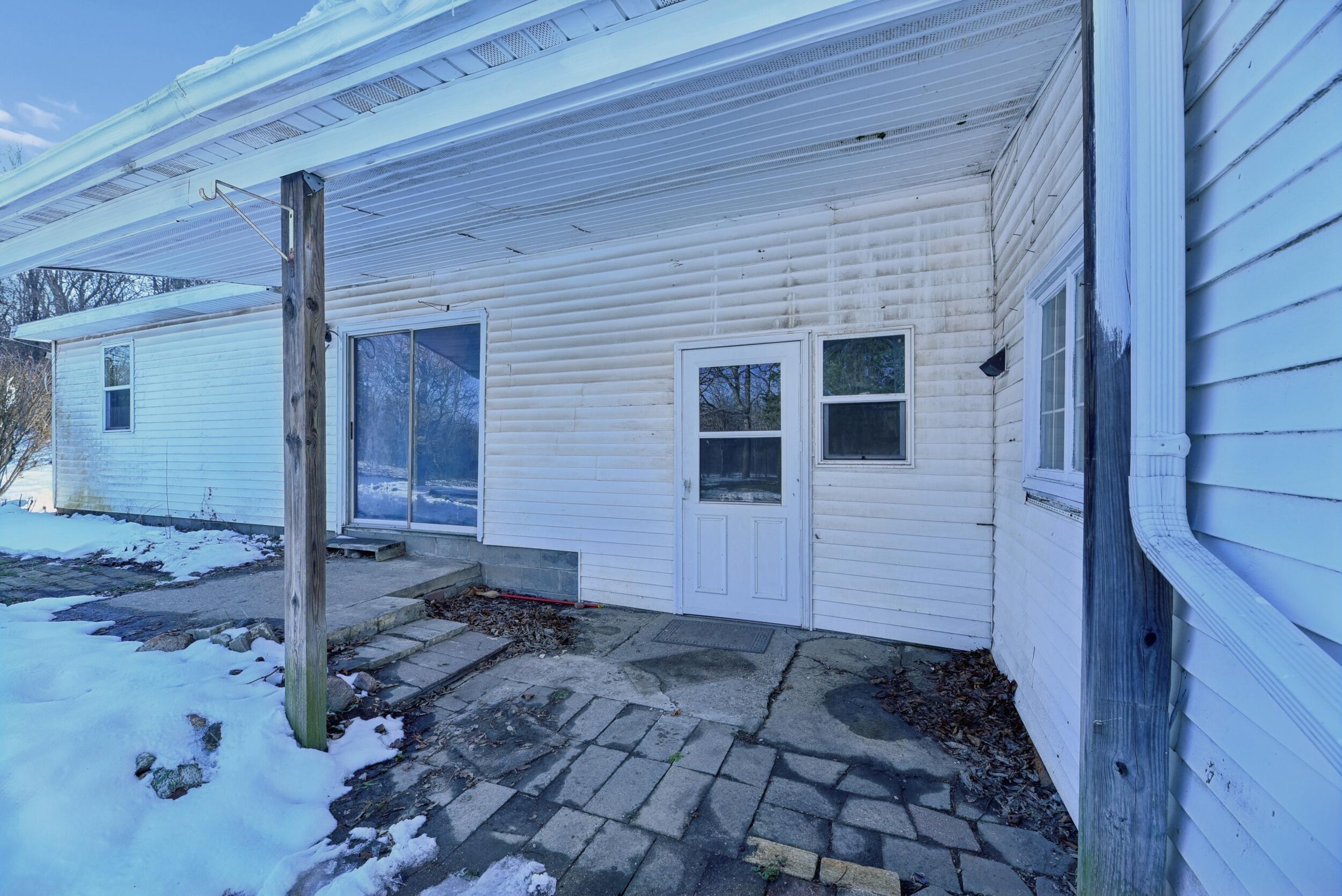 4812 Spring Creek Road Three Oaks MI 49128