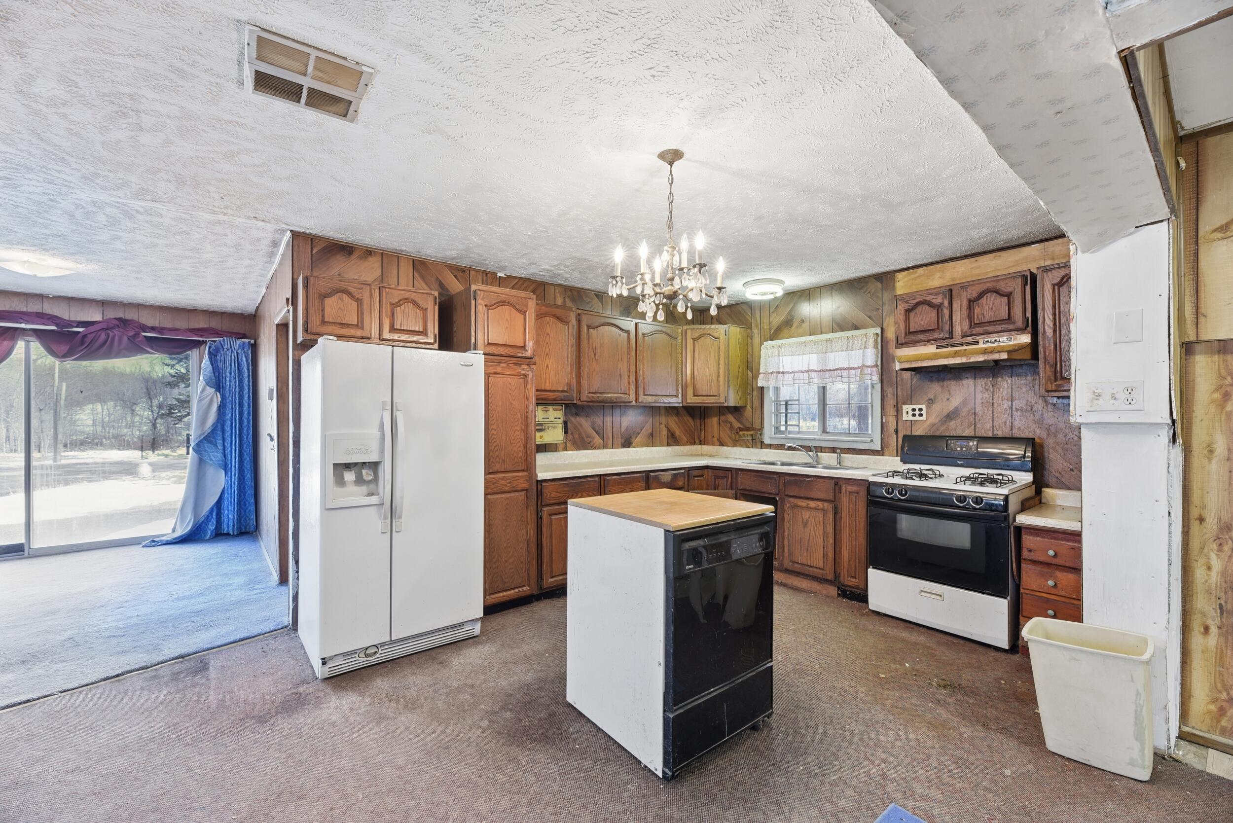4812 Spring Creek Road Three Oaks MI 49128
