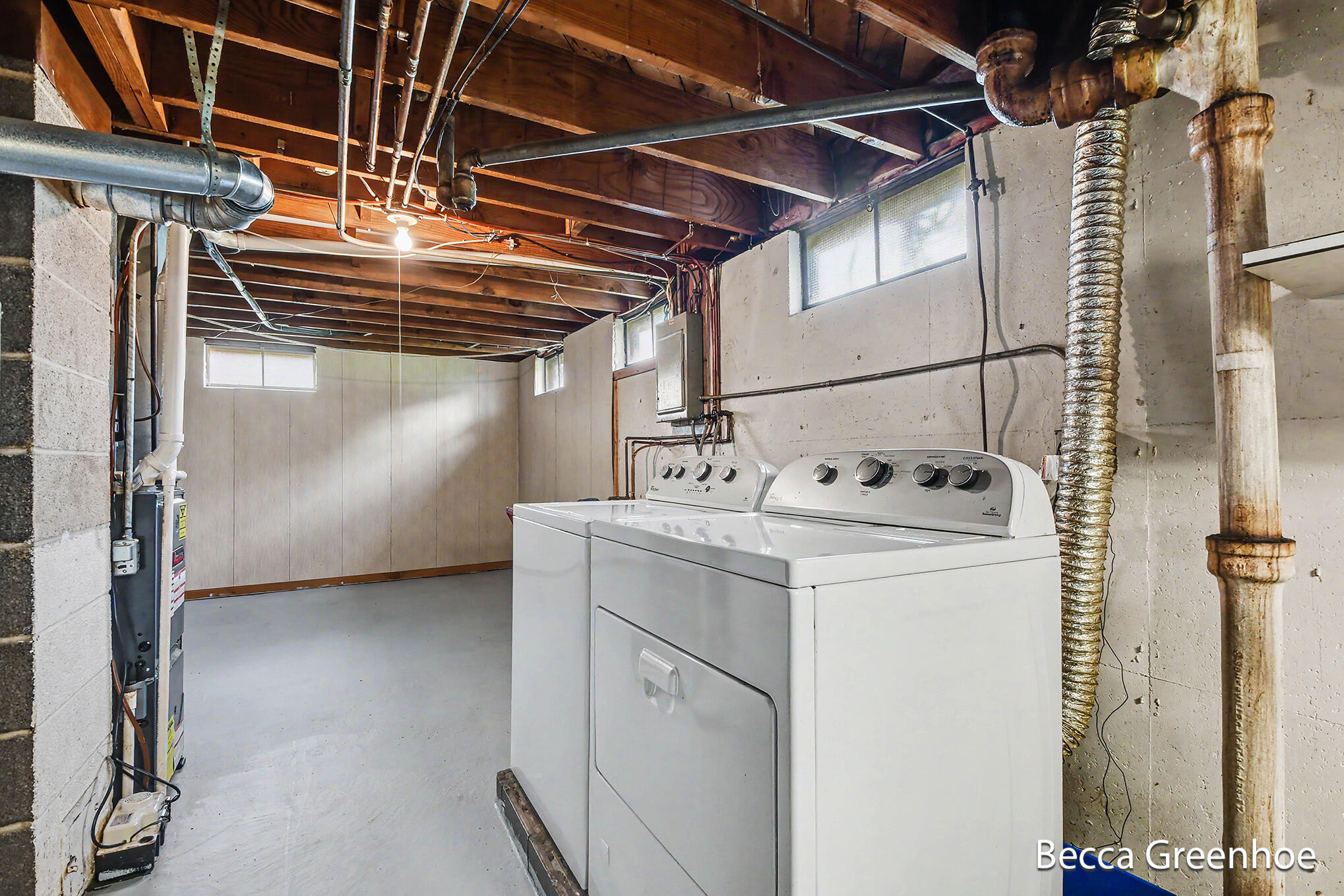 111 Katherine Drive NE Grand Rapids MI 49505