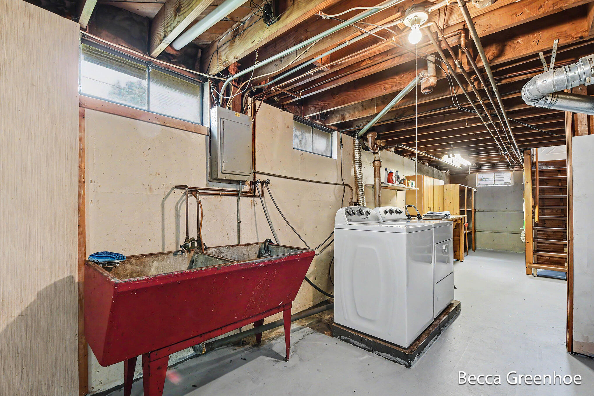 111 Katherine Drive NE Grand Rapids MI 49505