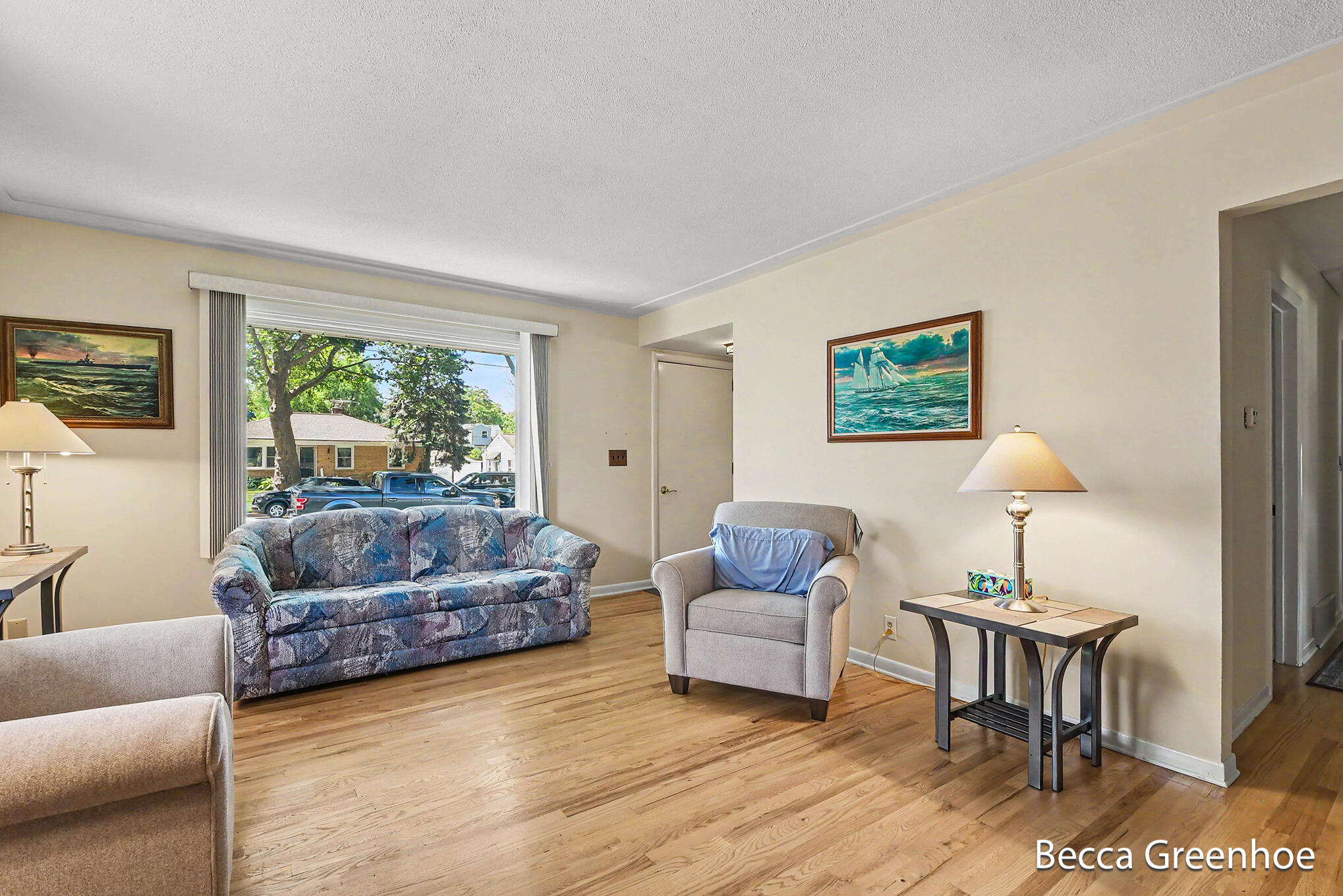 111 Katherine Drive NE Grand Rapids MI 49505