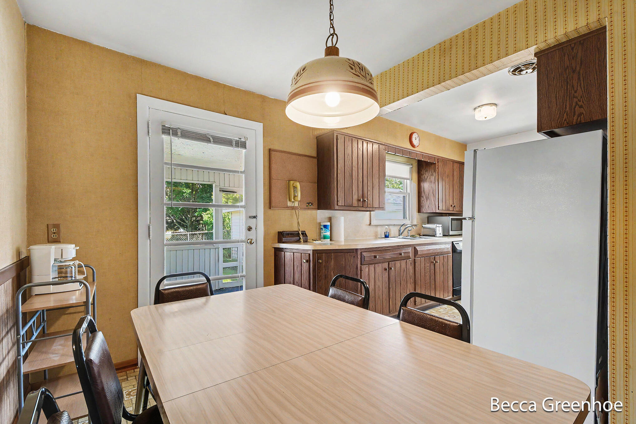 111 Katherine Drive NE Grand Rapids MI 49505