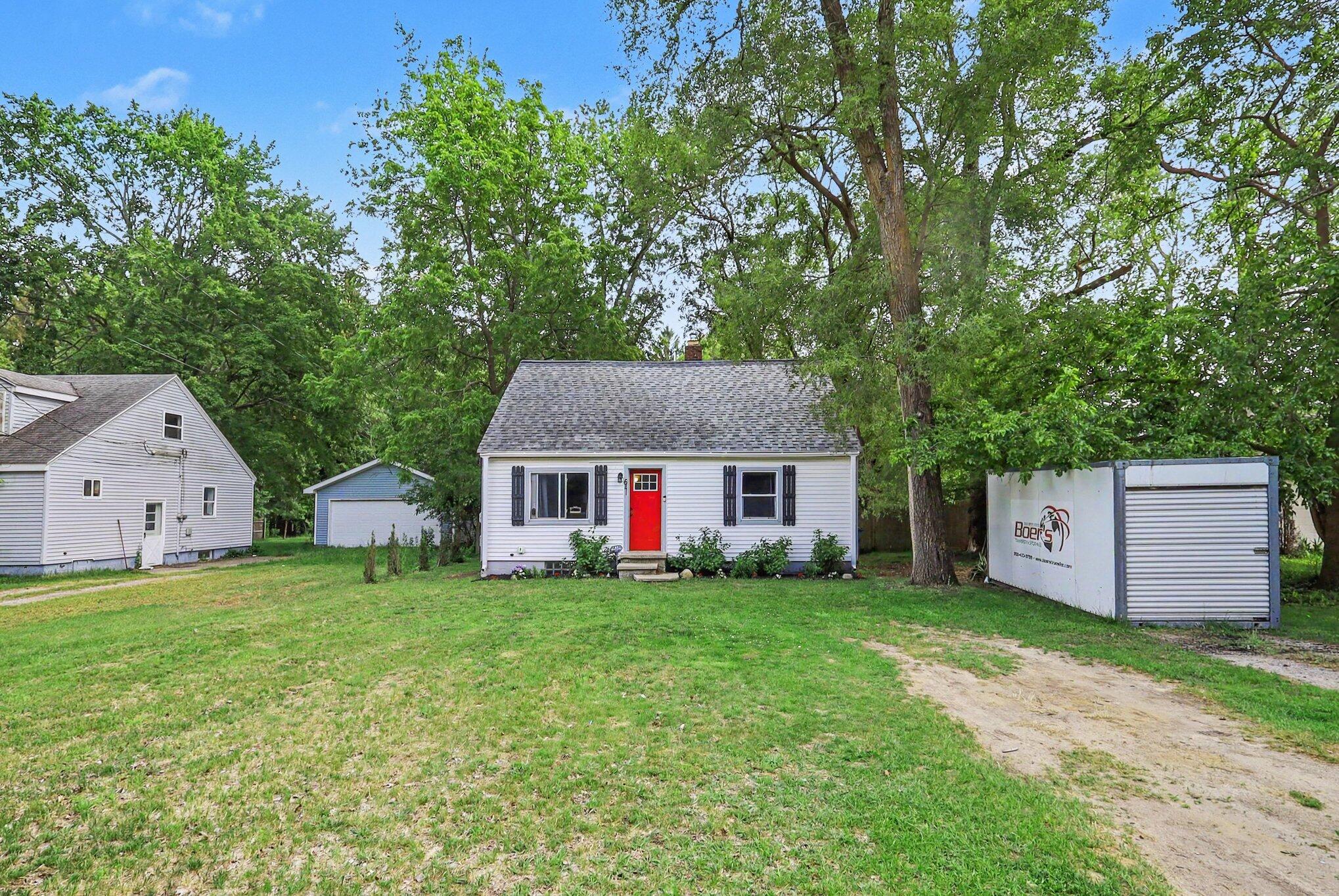 641 Churchill Drive Muskegon MI 49441
