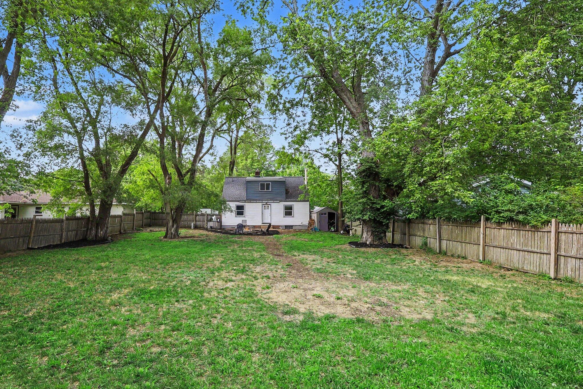 641 Churchill Drive Muskegon MI 49441