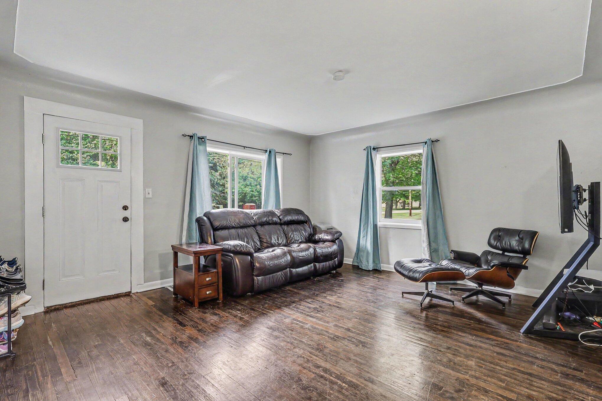 641 Churchill Drive Muskegon MI 49441