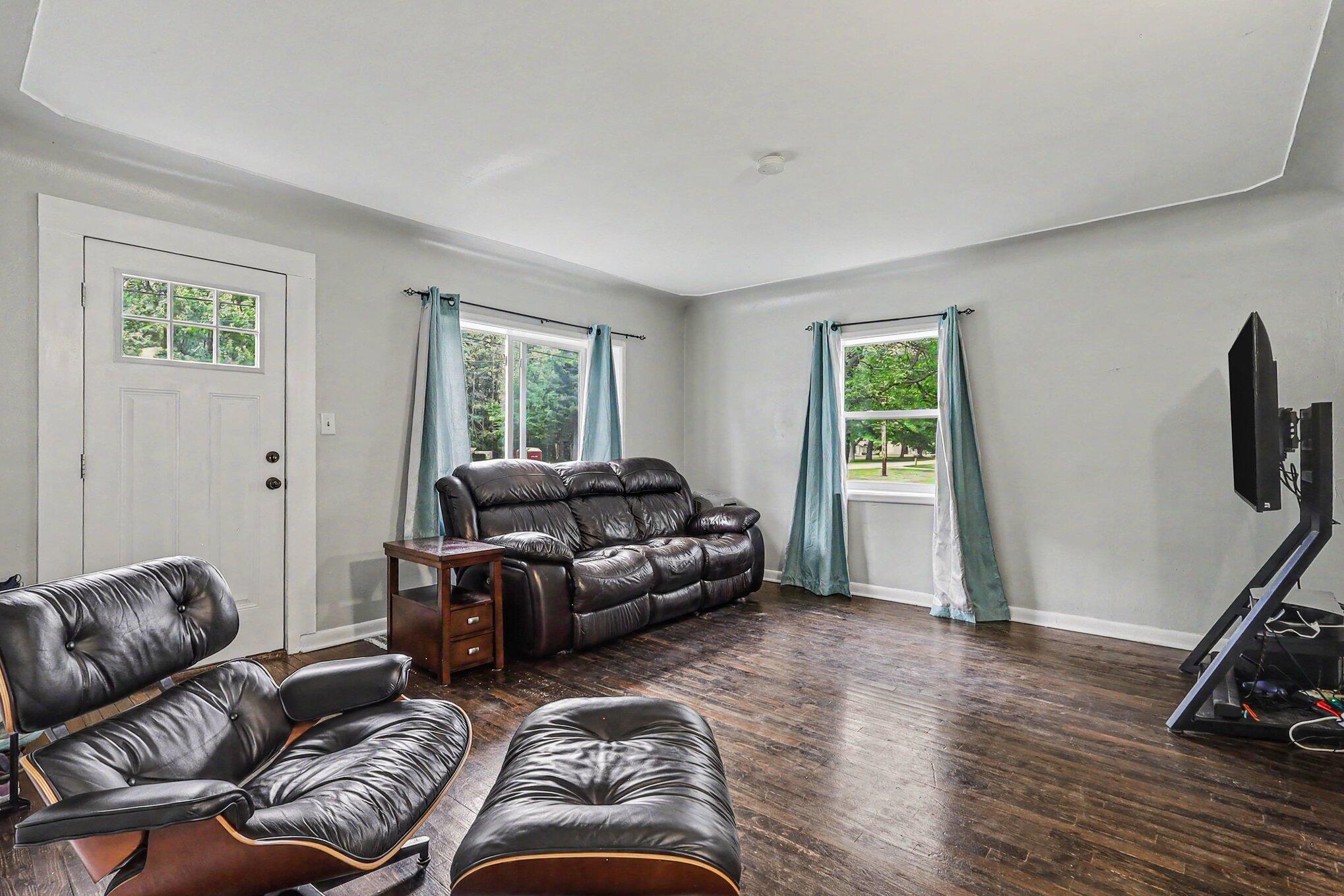 641 Churchill Drive Muskegon MI 49441