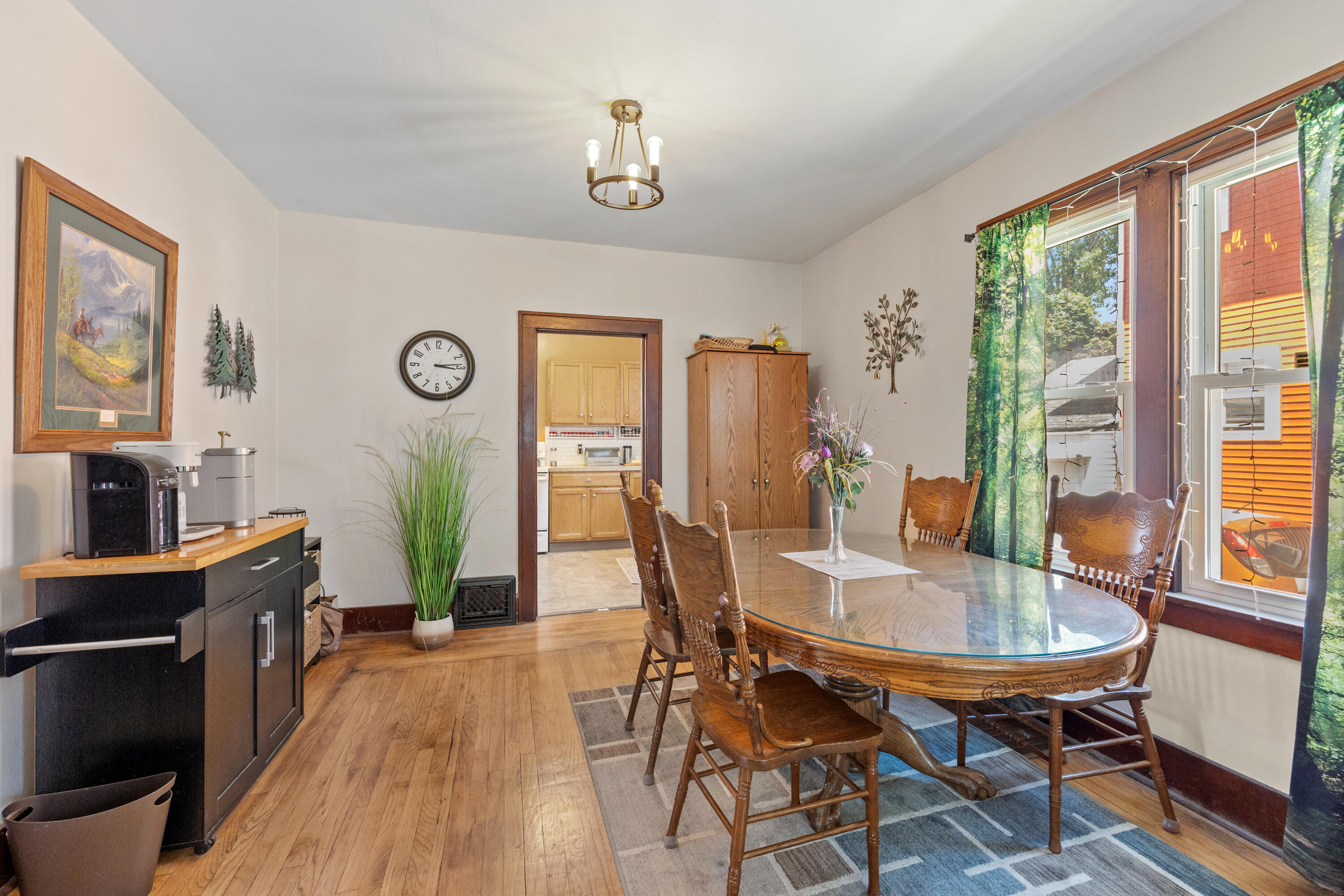 909 Slayton Avenue Grand Haven MI 49417