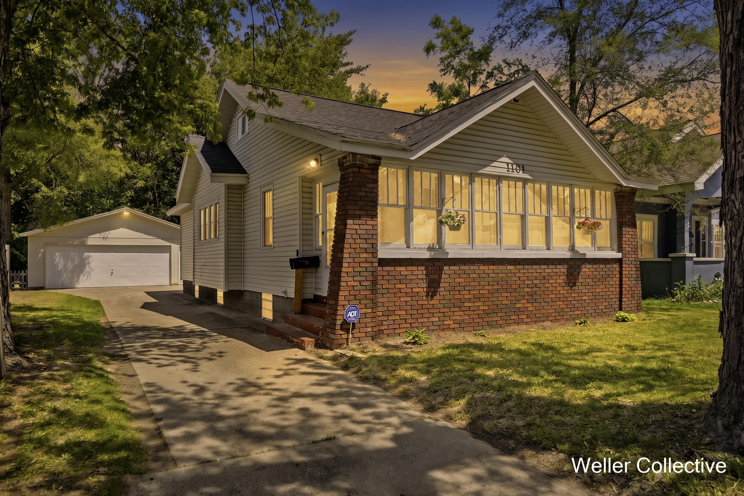 1101 Burton Street SE Grand Rapids MI 49507