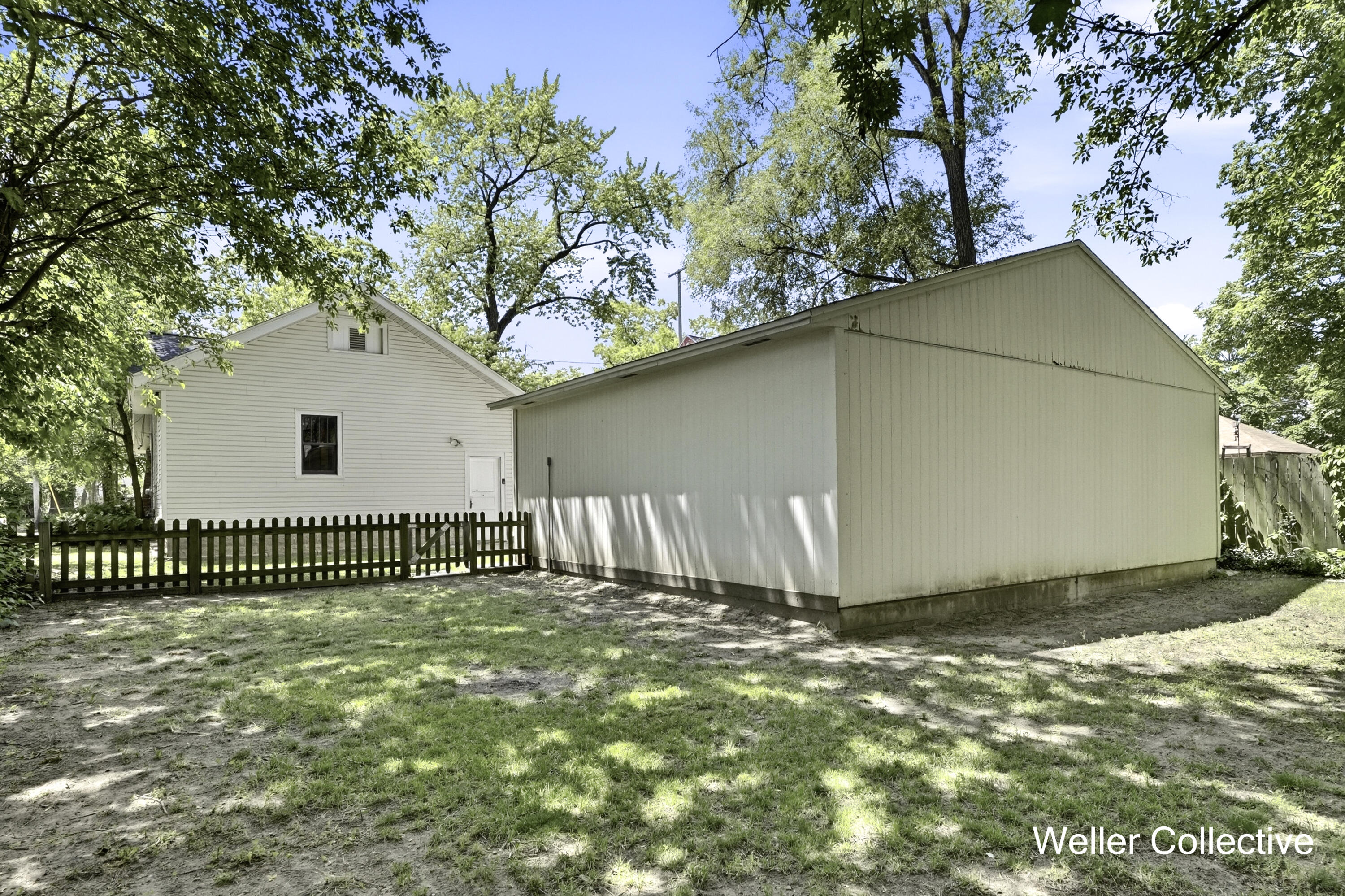 1101 Burton Street SE Grand Rapids MI 49507
