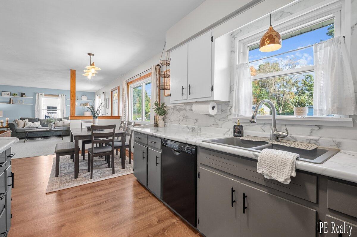 1515 Gridley Avenue NW Grand Rapids MI 49534