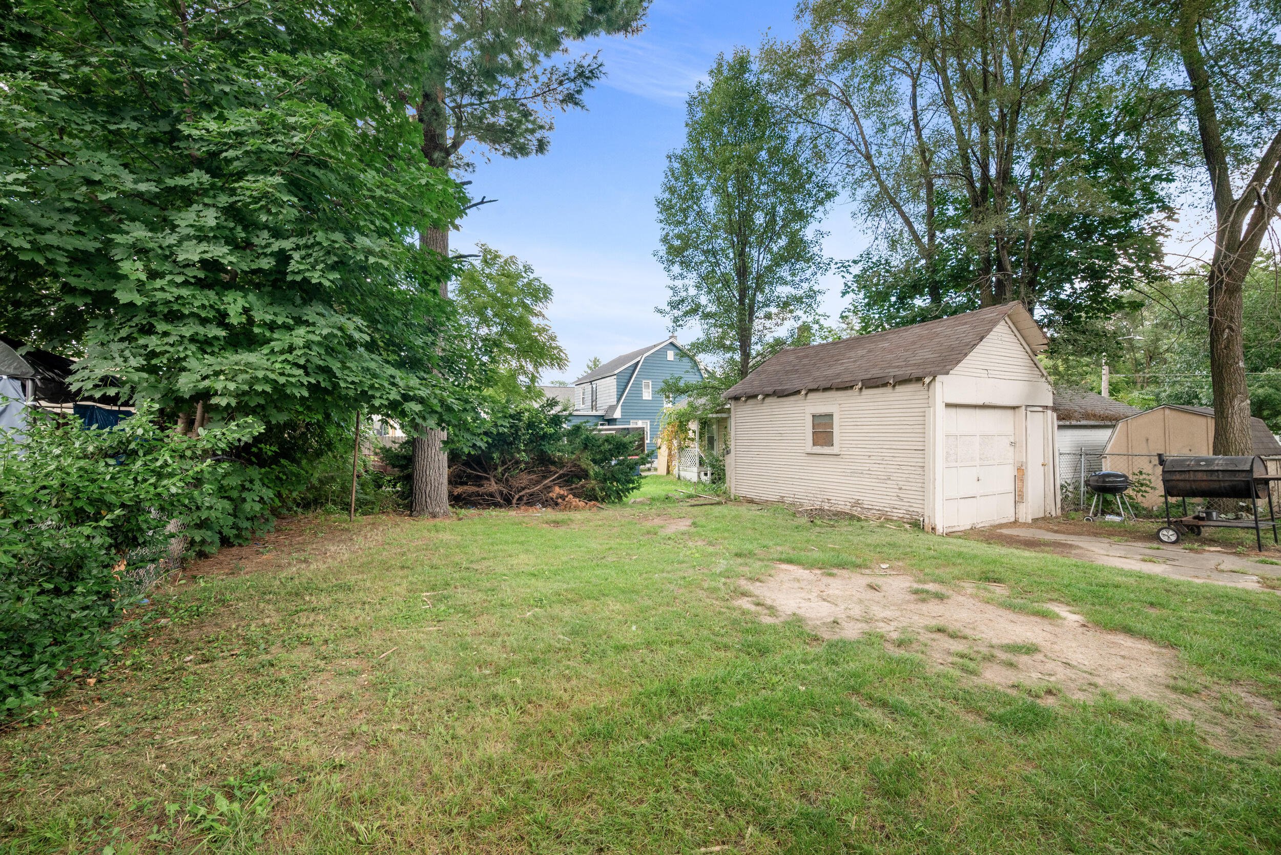 1005 Adams Street SE Grand Rapids MI 49507