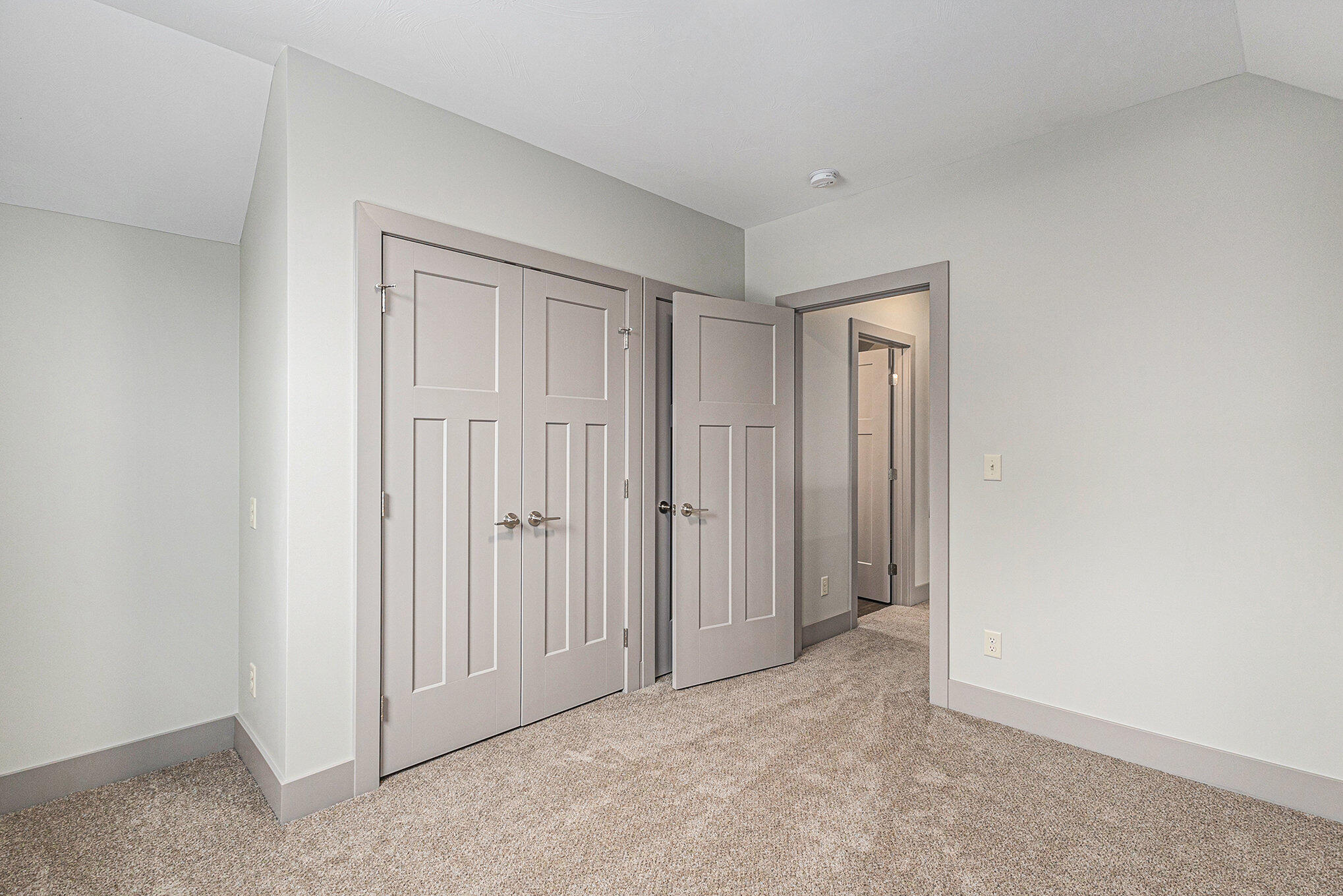 2053 Linden Avenue SE Grand Rapids MI 49507
