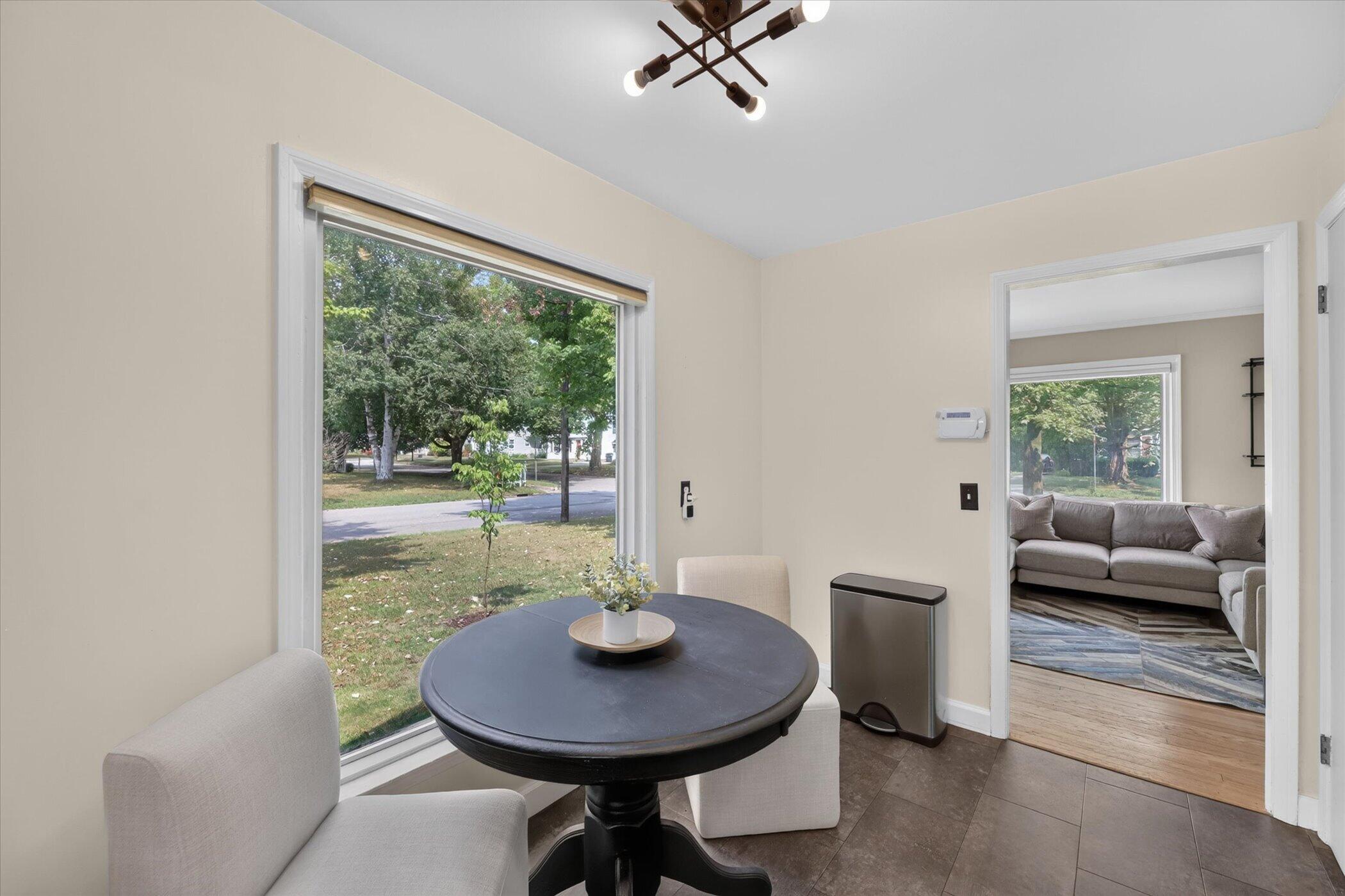 1604 Roseland Avenue Kalamazoo MI 49001
