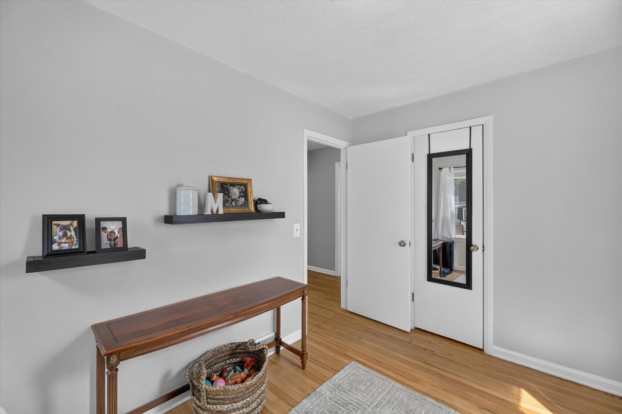 1604 Roseland Avenue Kalamazoo MI 49001