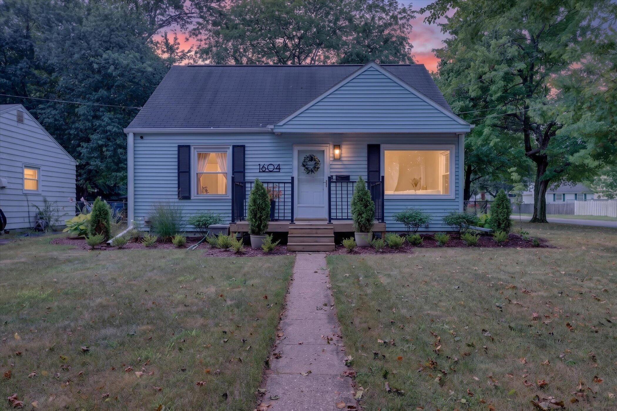 1604 Roseland Avenue Kalamazoo MI 49001