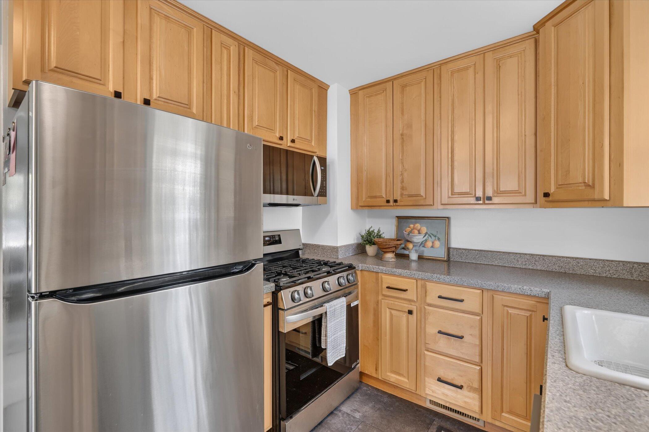 1604 Roseland Avenue Kalamazoo MI 49001