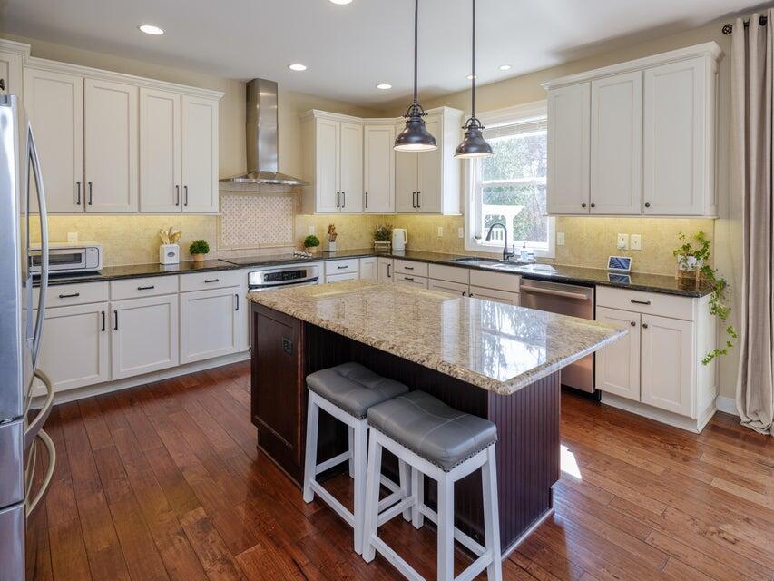 4019 Tullymore Pointe Portage MI 49024
